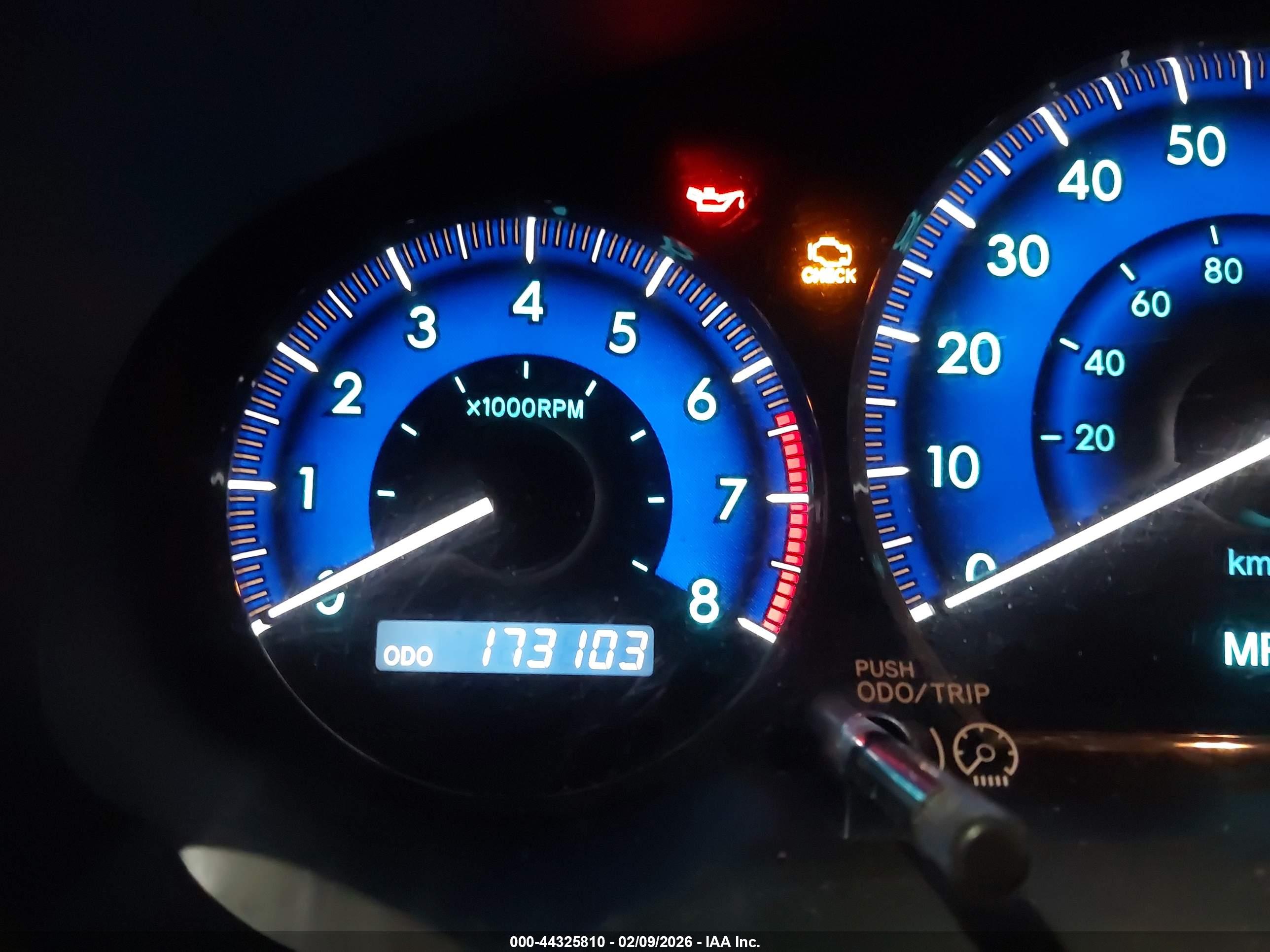 TOYOTA SIENNA image 7