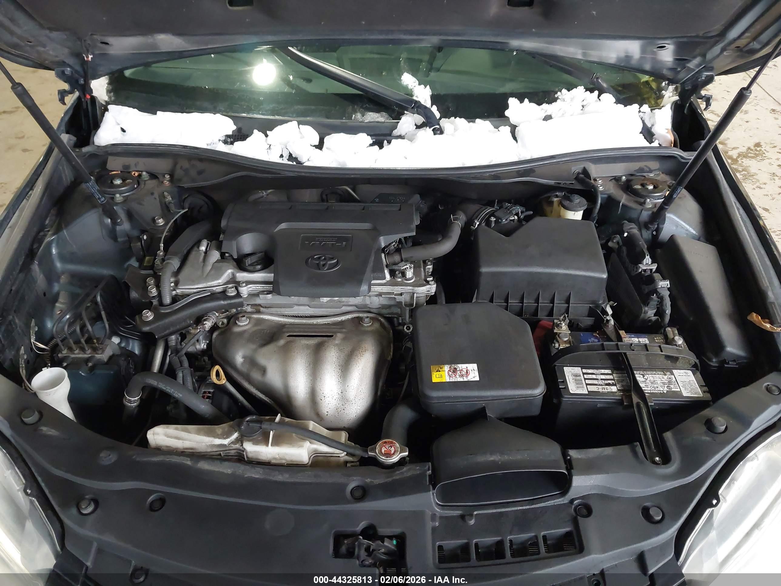 TOYOTA CAMRY image 10
