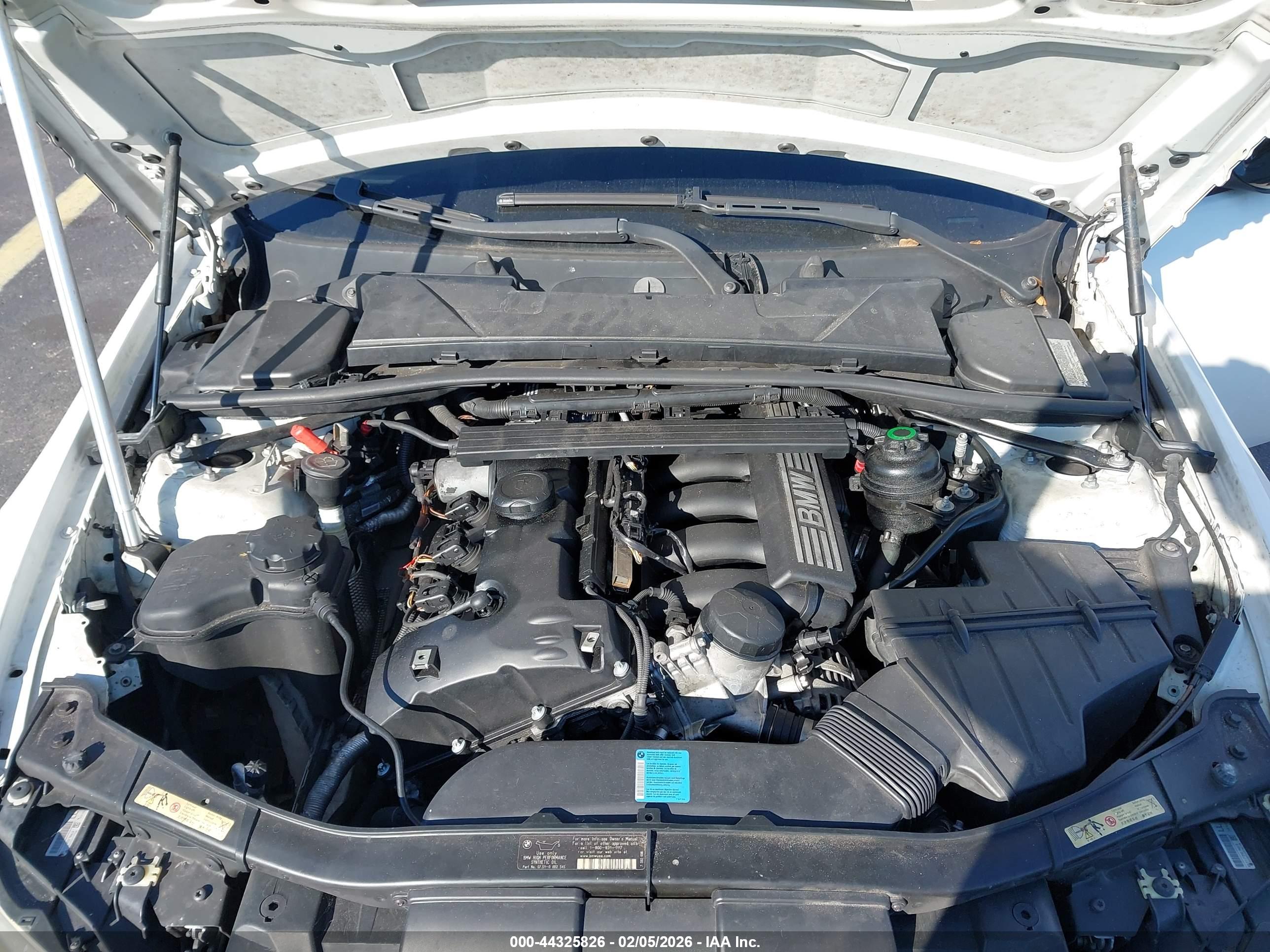 BMW 328I image 10