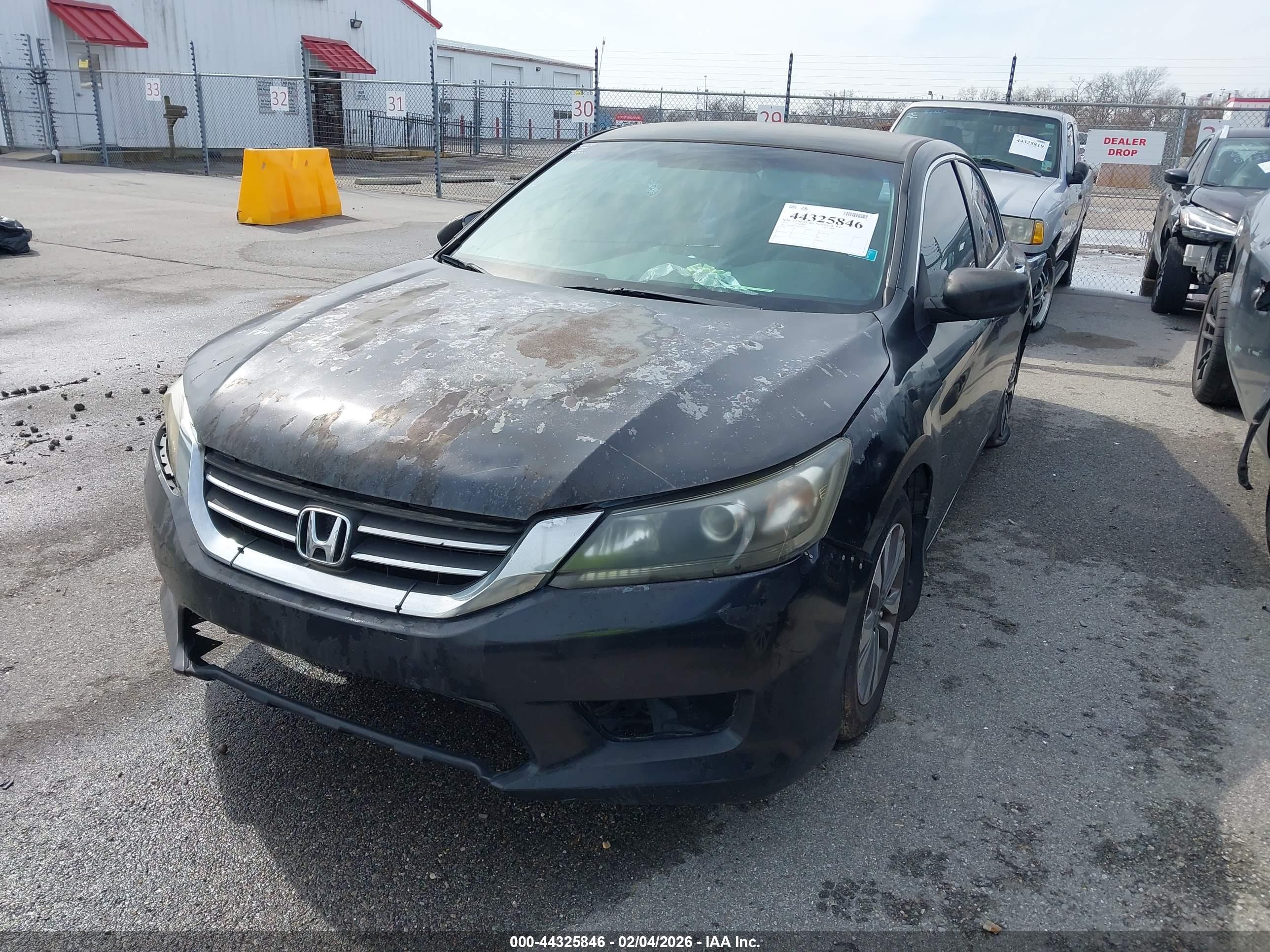 HONDA ACCORD image 2