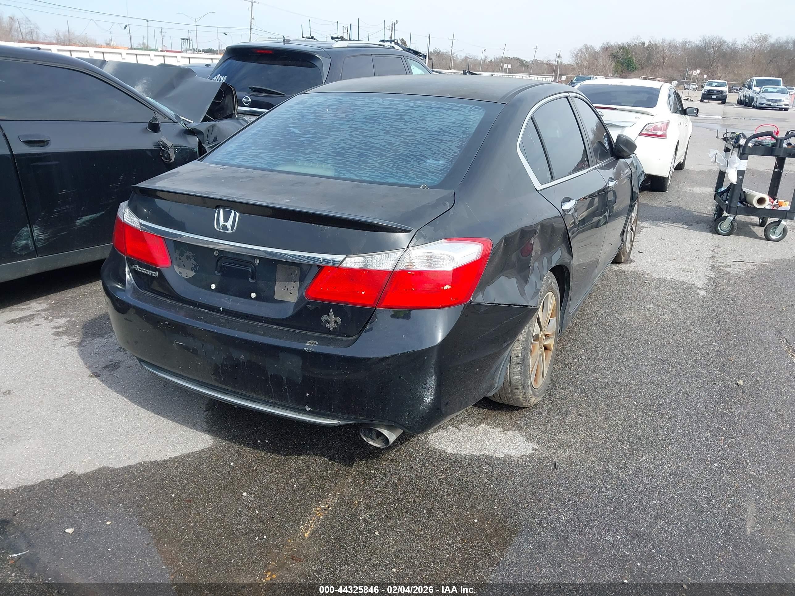 HONDA ACCORD image 4