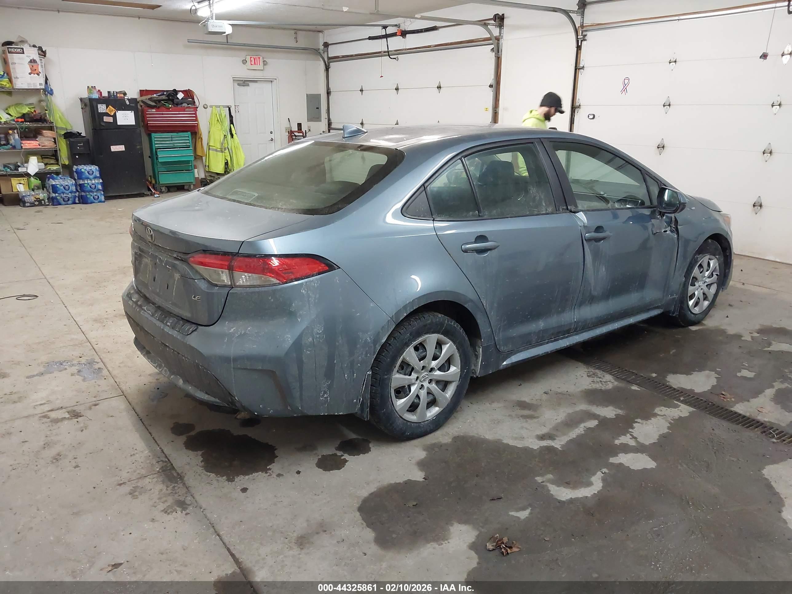 TOYOTA COROLLA image 4