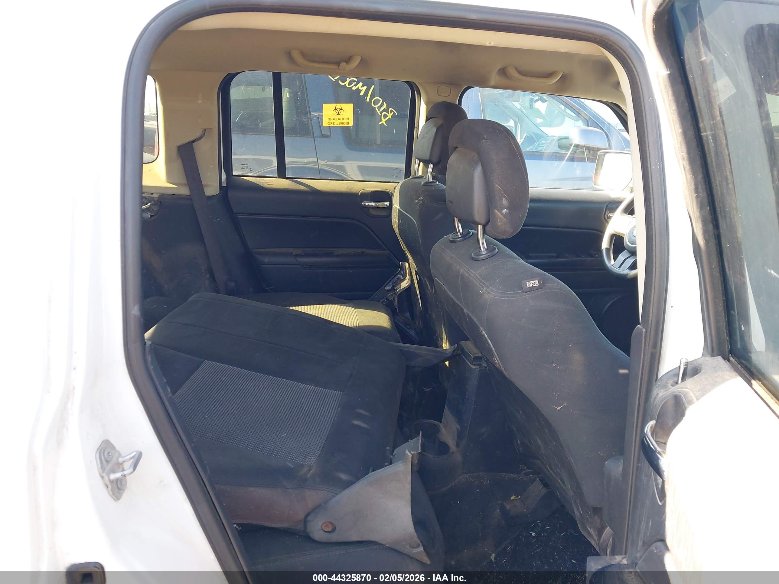 JEEP PATRIOT image 8