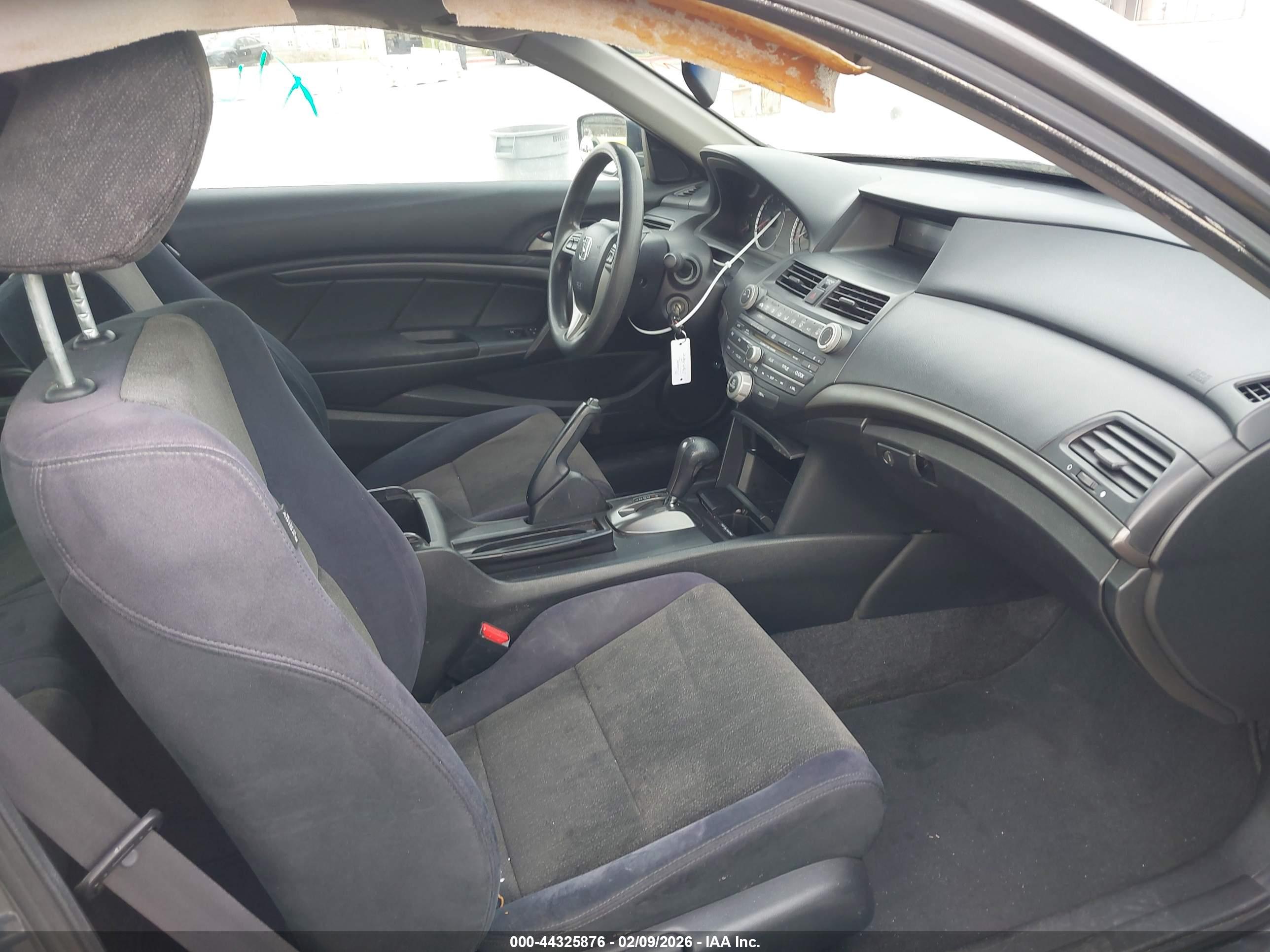 HONDA ACCORD image 5