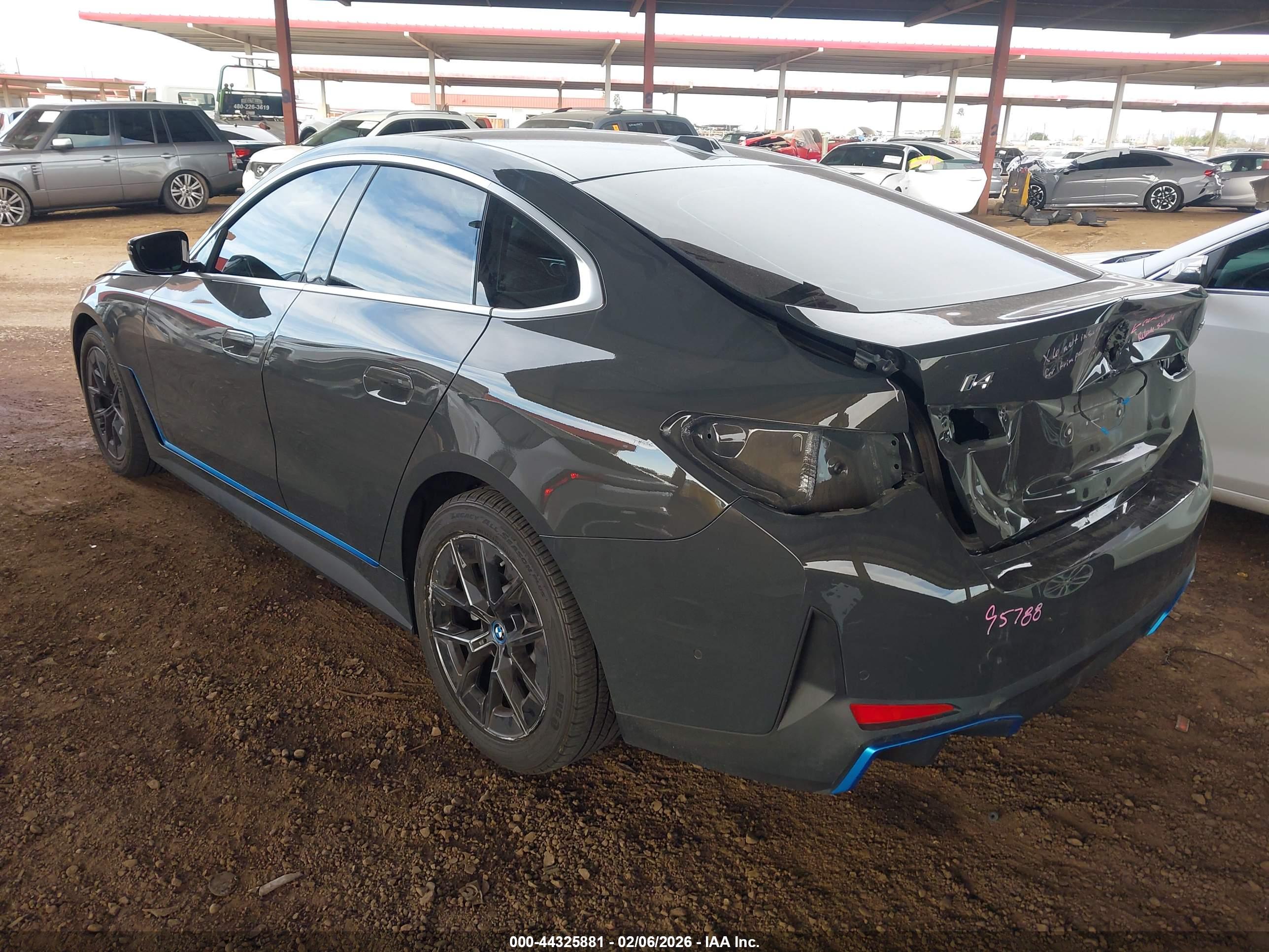 BMW I4 image 3