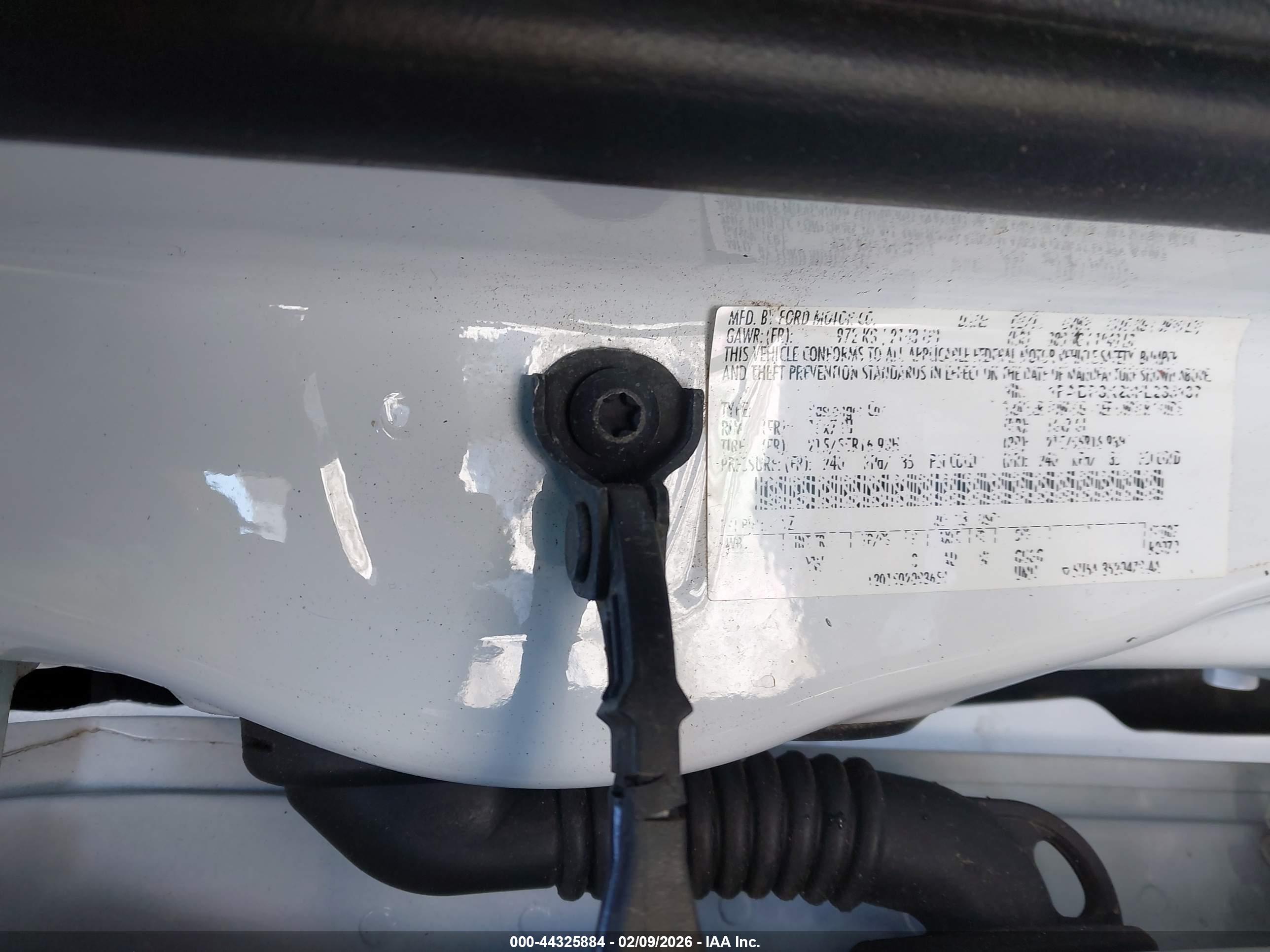 FORD FOCUS image 9