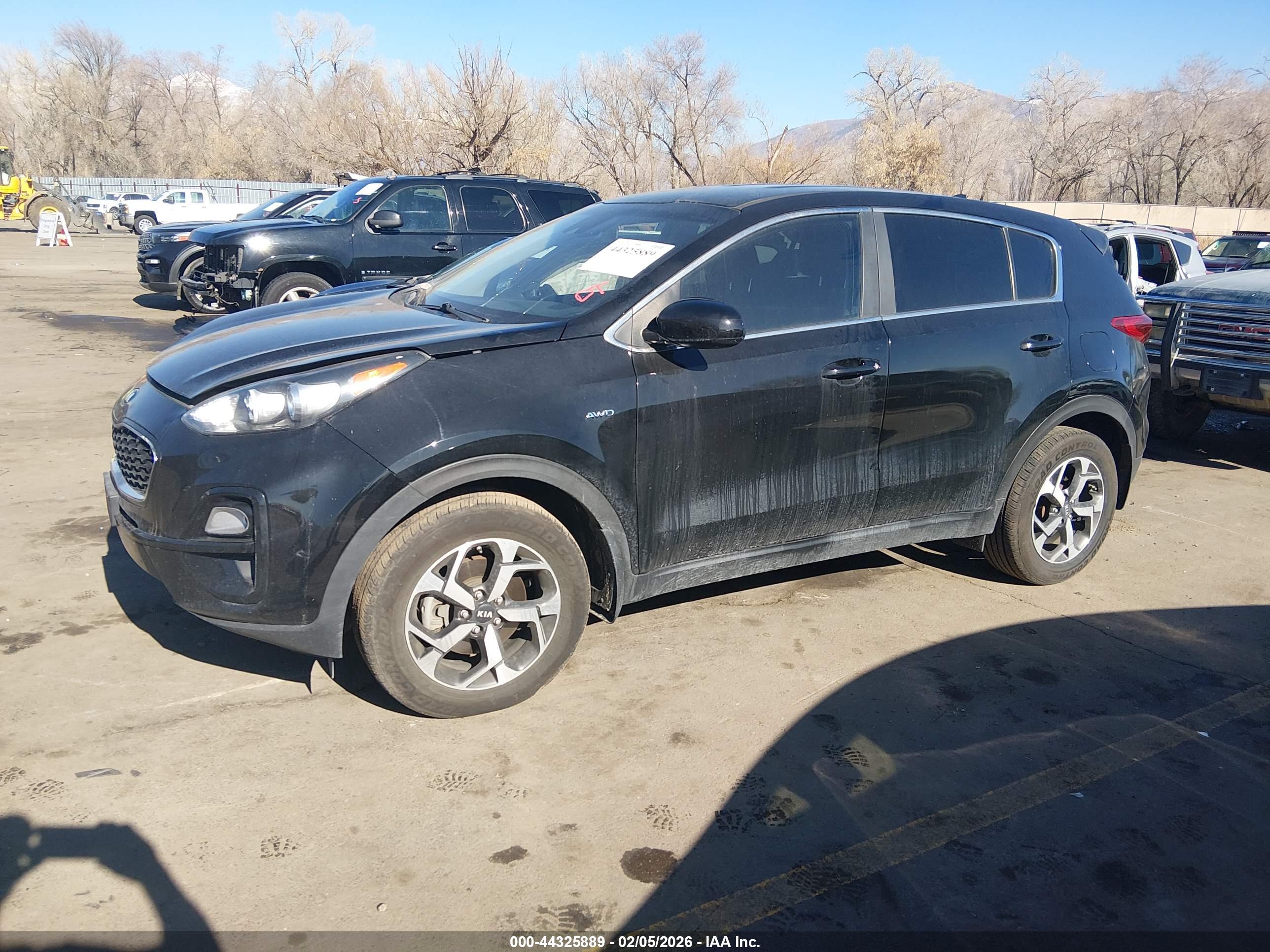 KIA SPORTAGE image 2