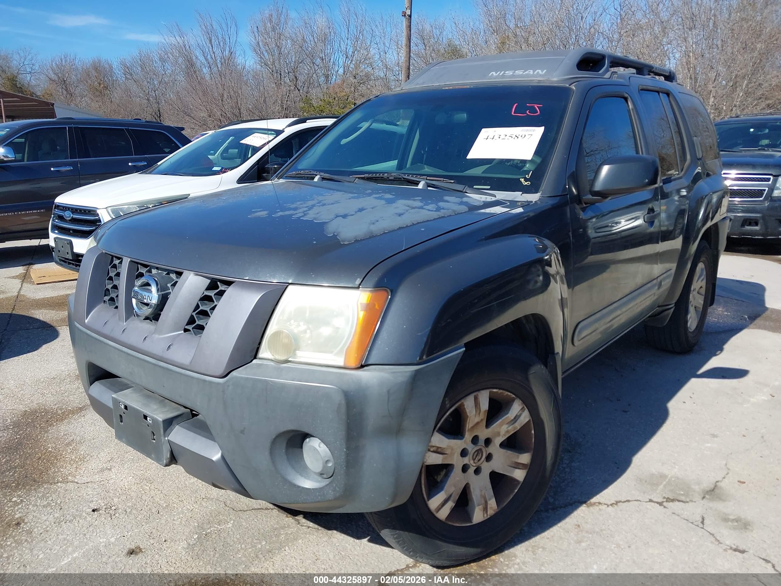 NISSAN XTERRA image 2
