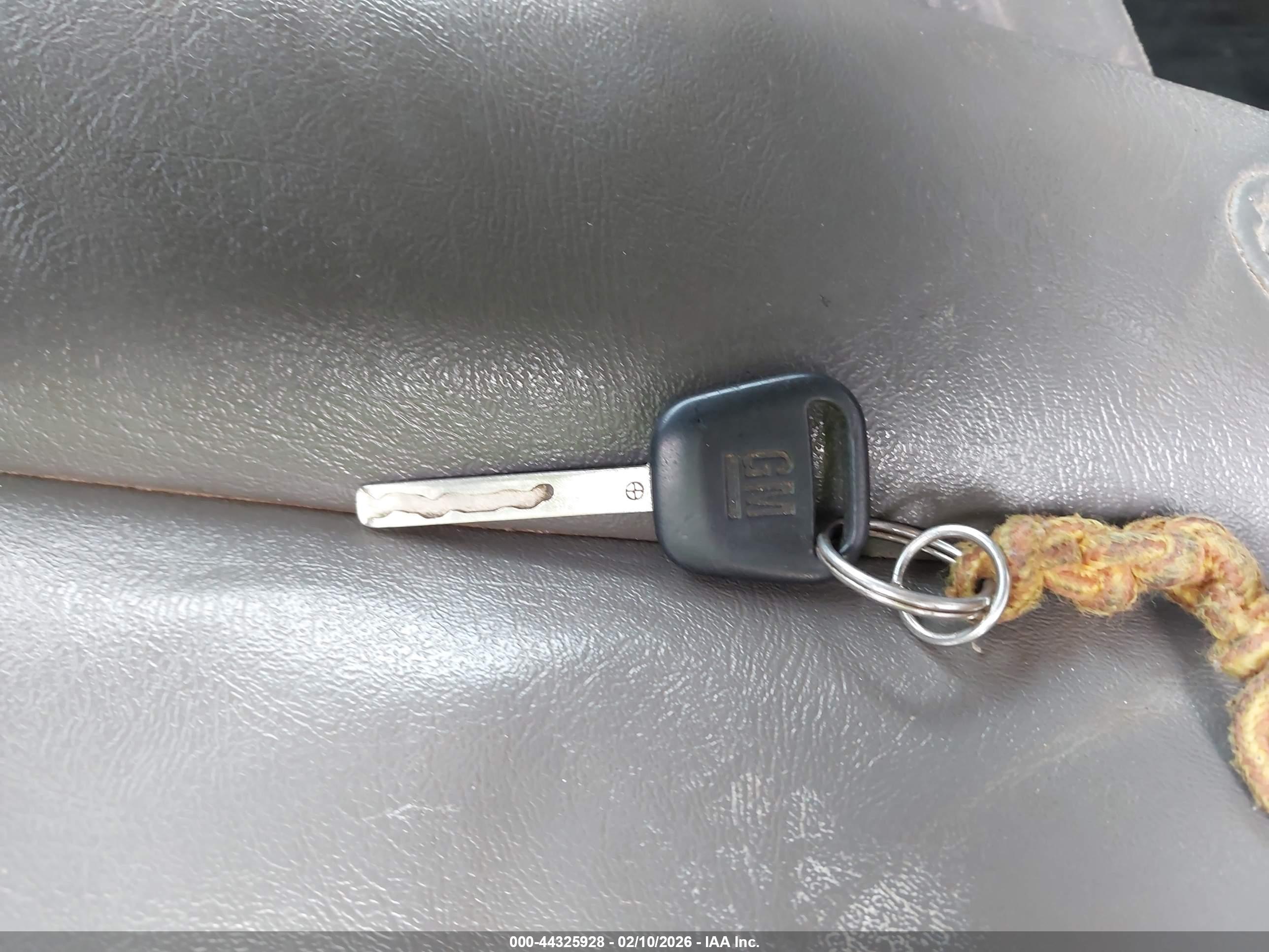 CHEVROLET EXPRESS image 11