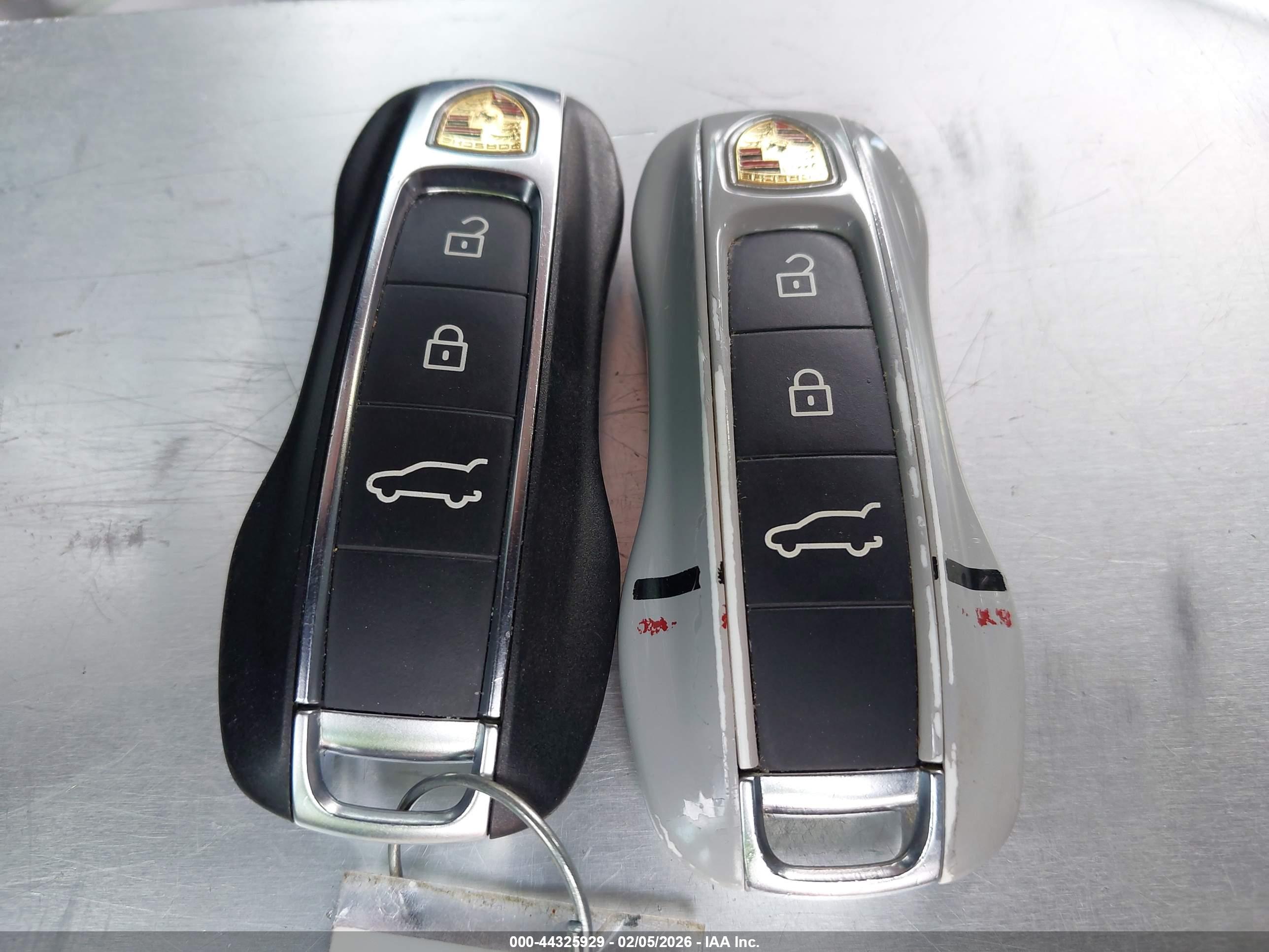 PORSCHE CAYENNE image 11