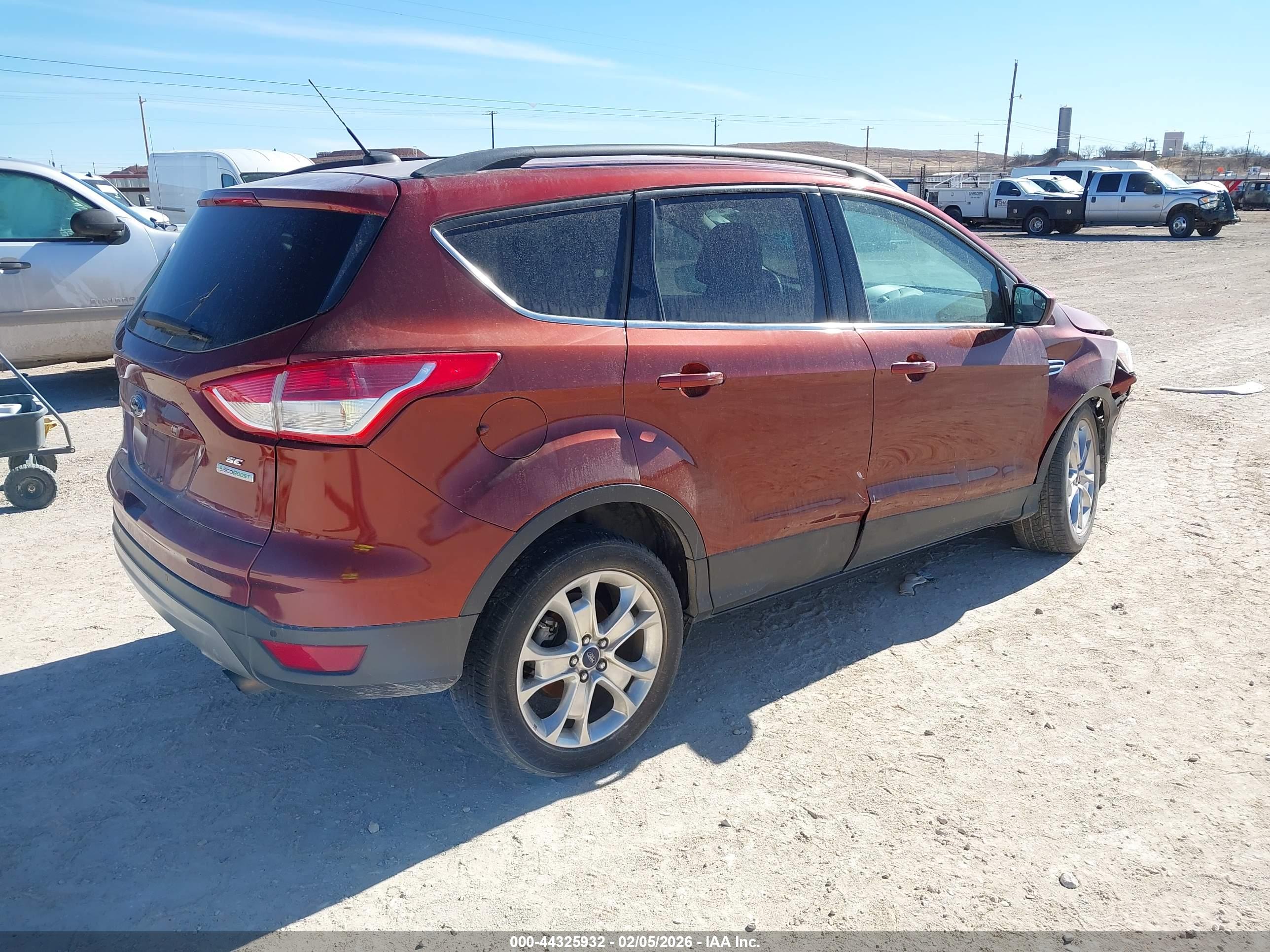 FORD ESCAPE image 4