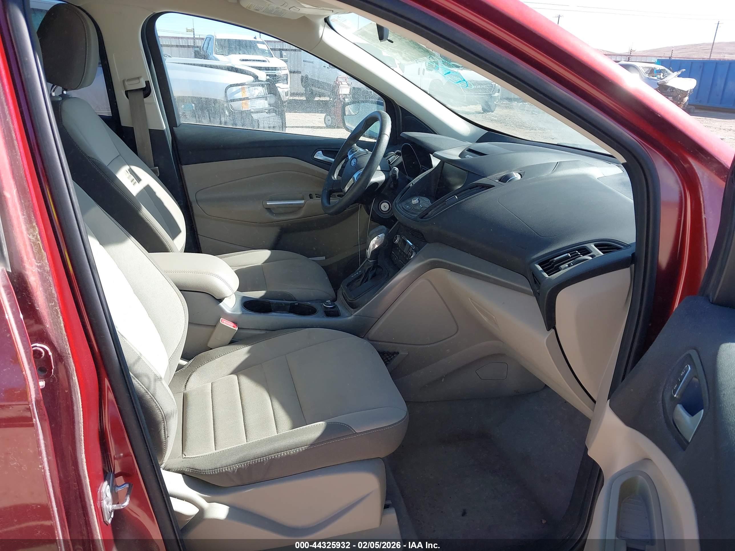 FORD ESCAPE image 5