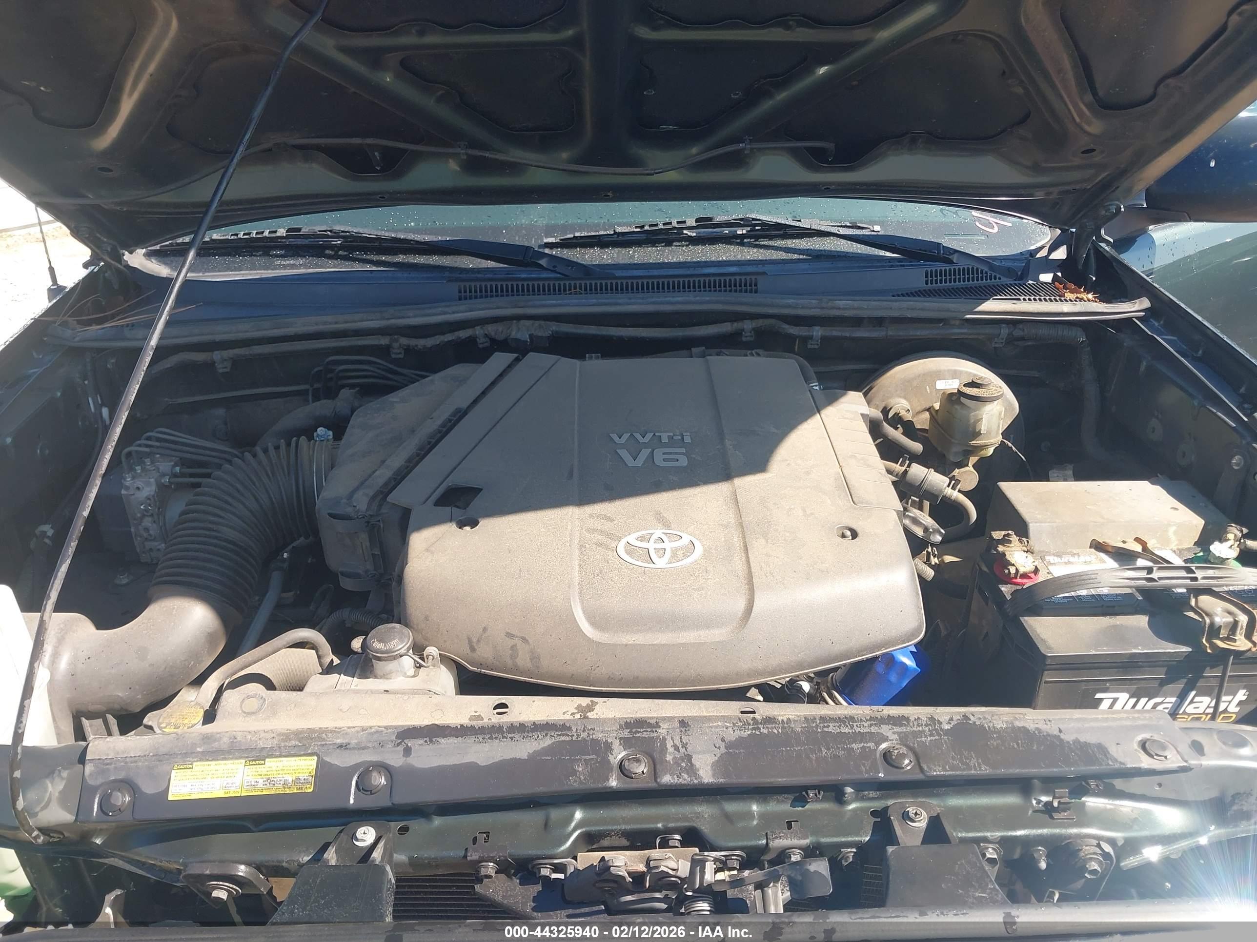 TOYOTA TACOMA image 10