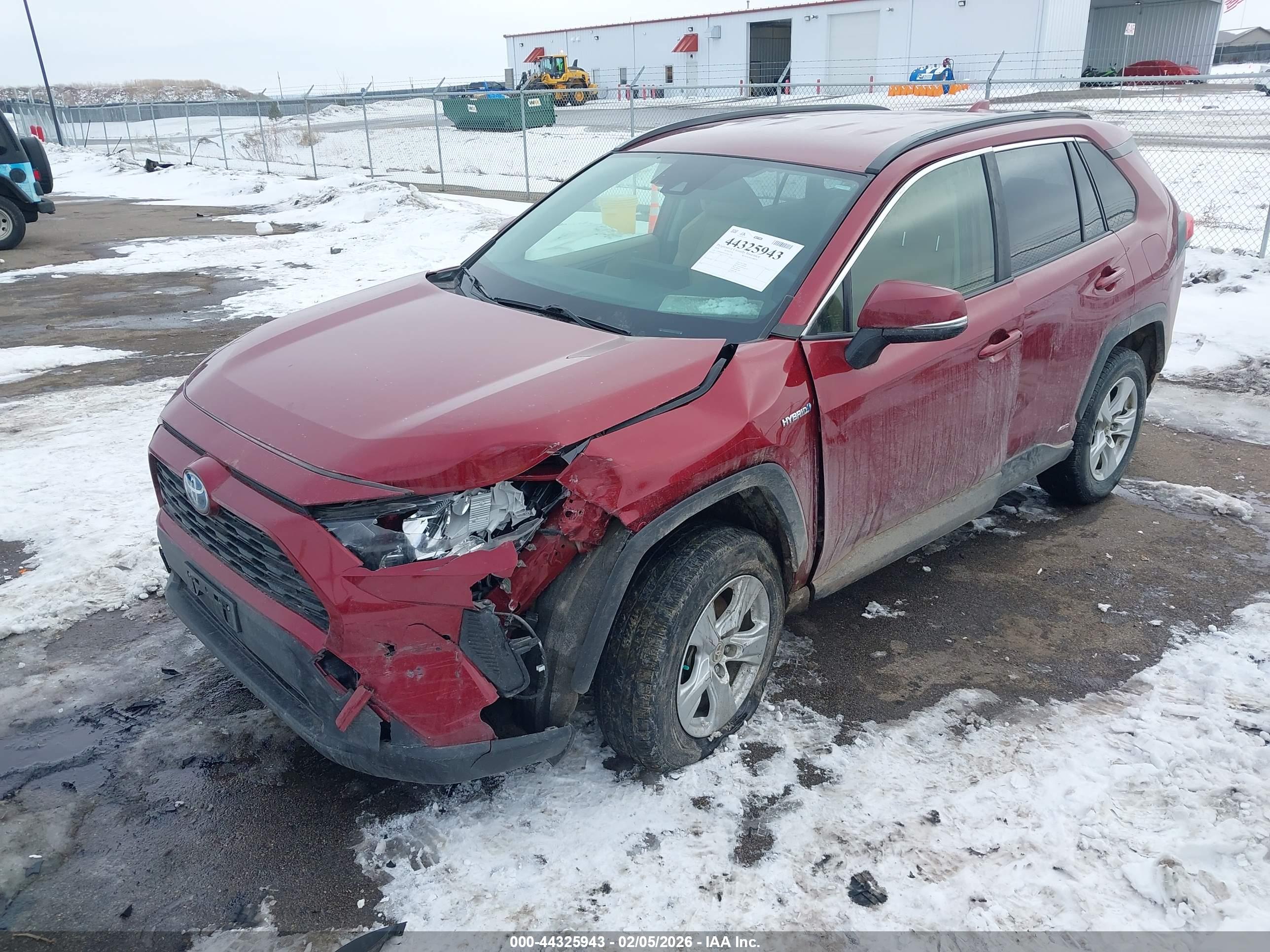 TOYOTA RAV4 image 2