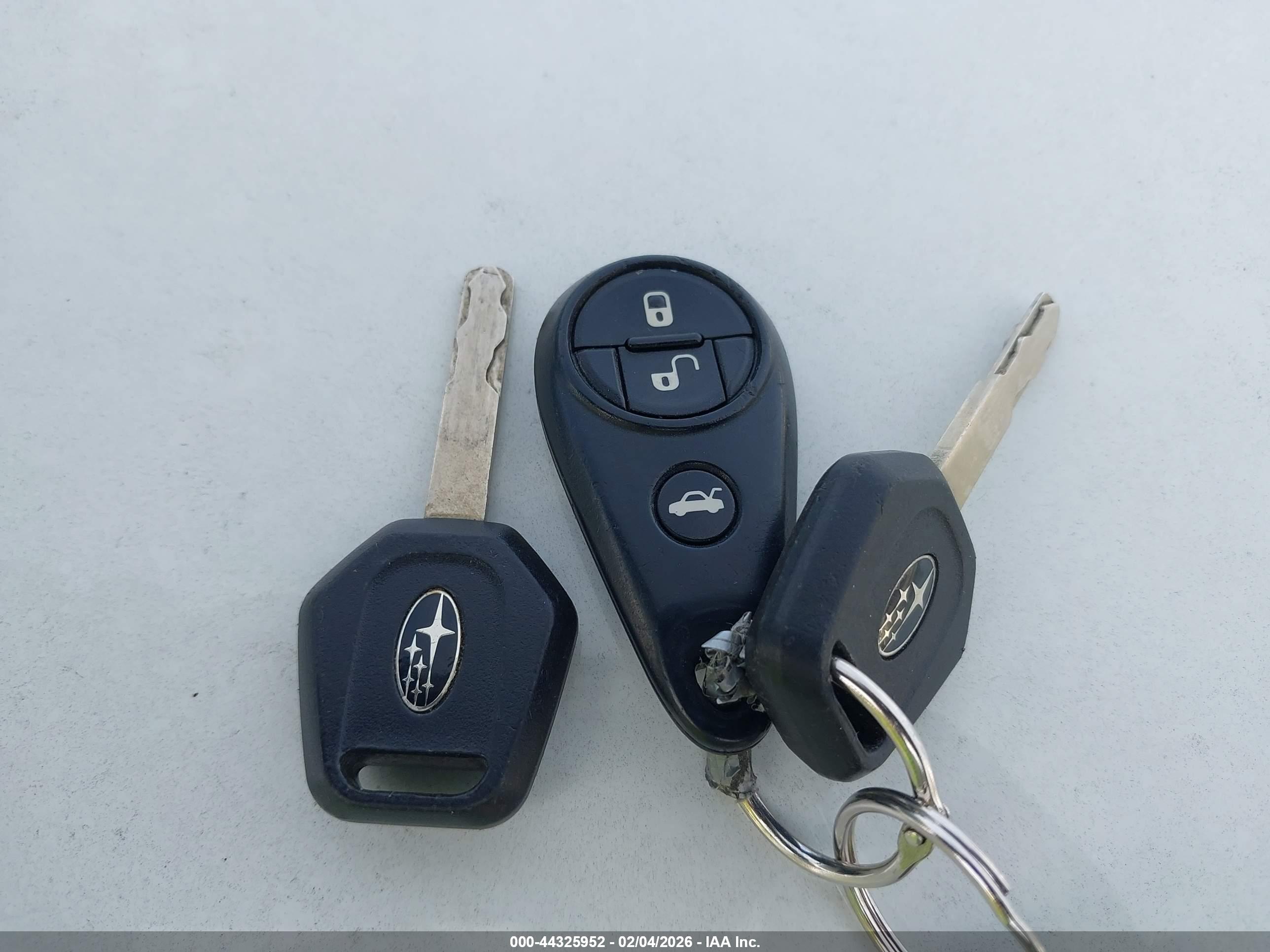 SUBARU FORESTER image 11