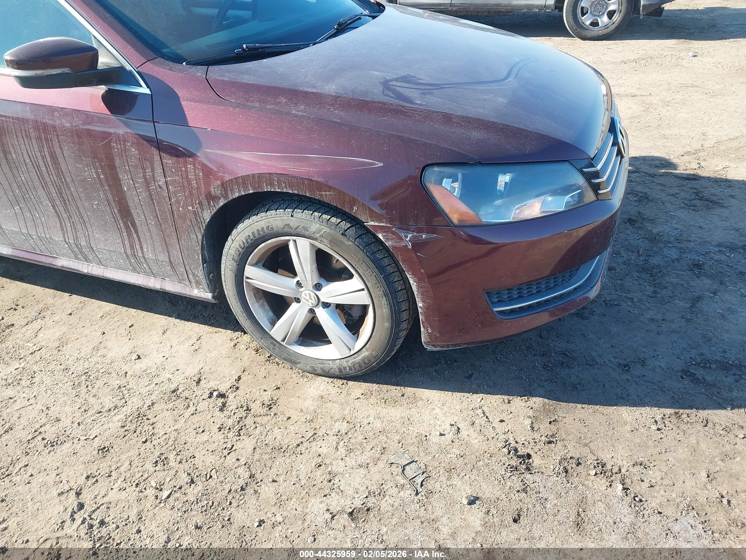 VOLKSWAGEN PASSAT image 6