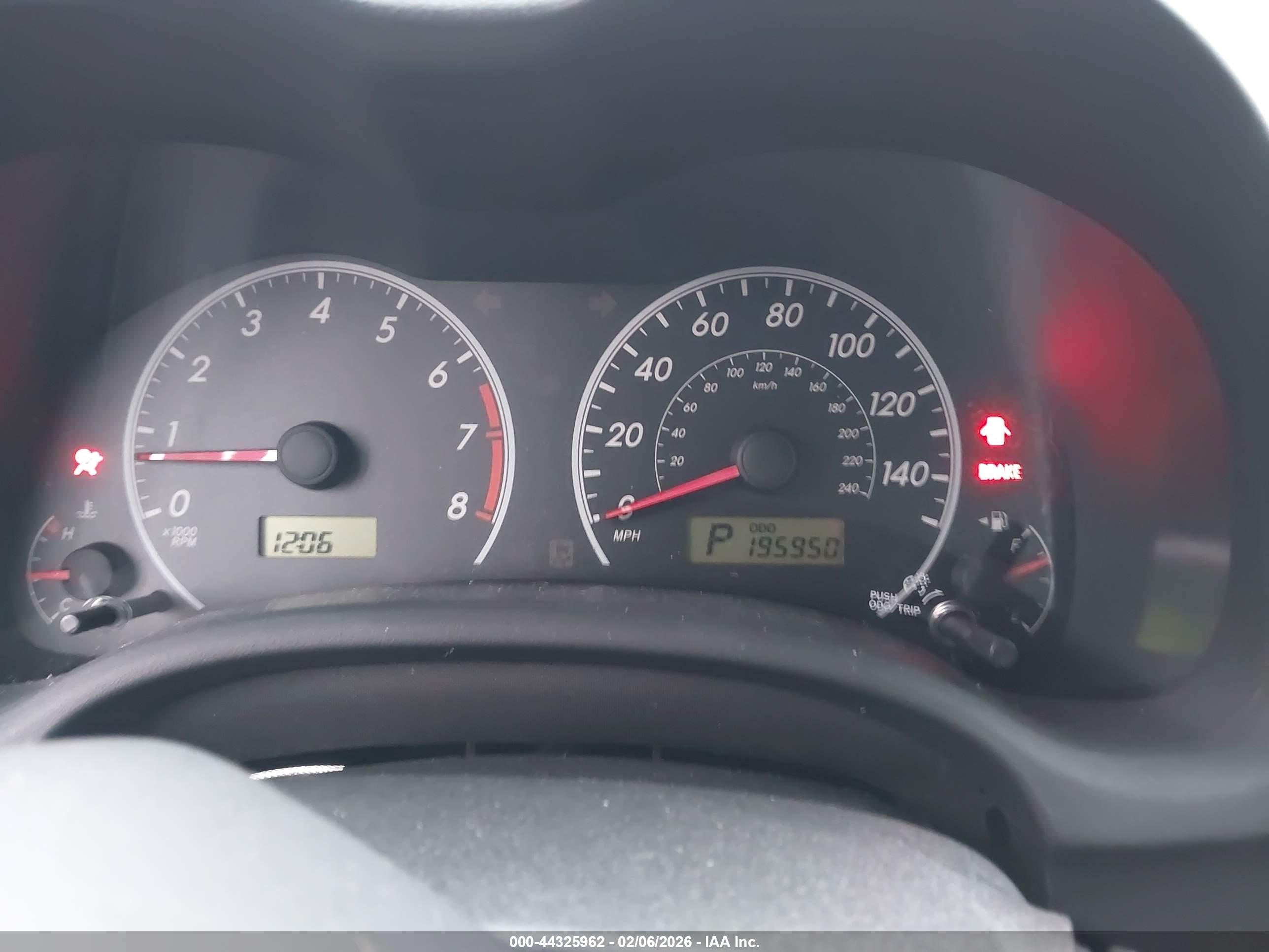 TOYOTA COROLLA image 7