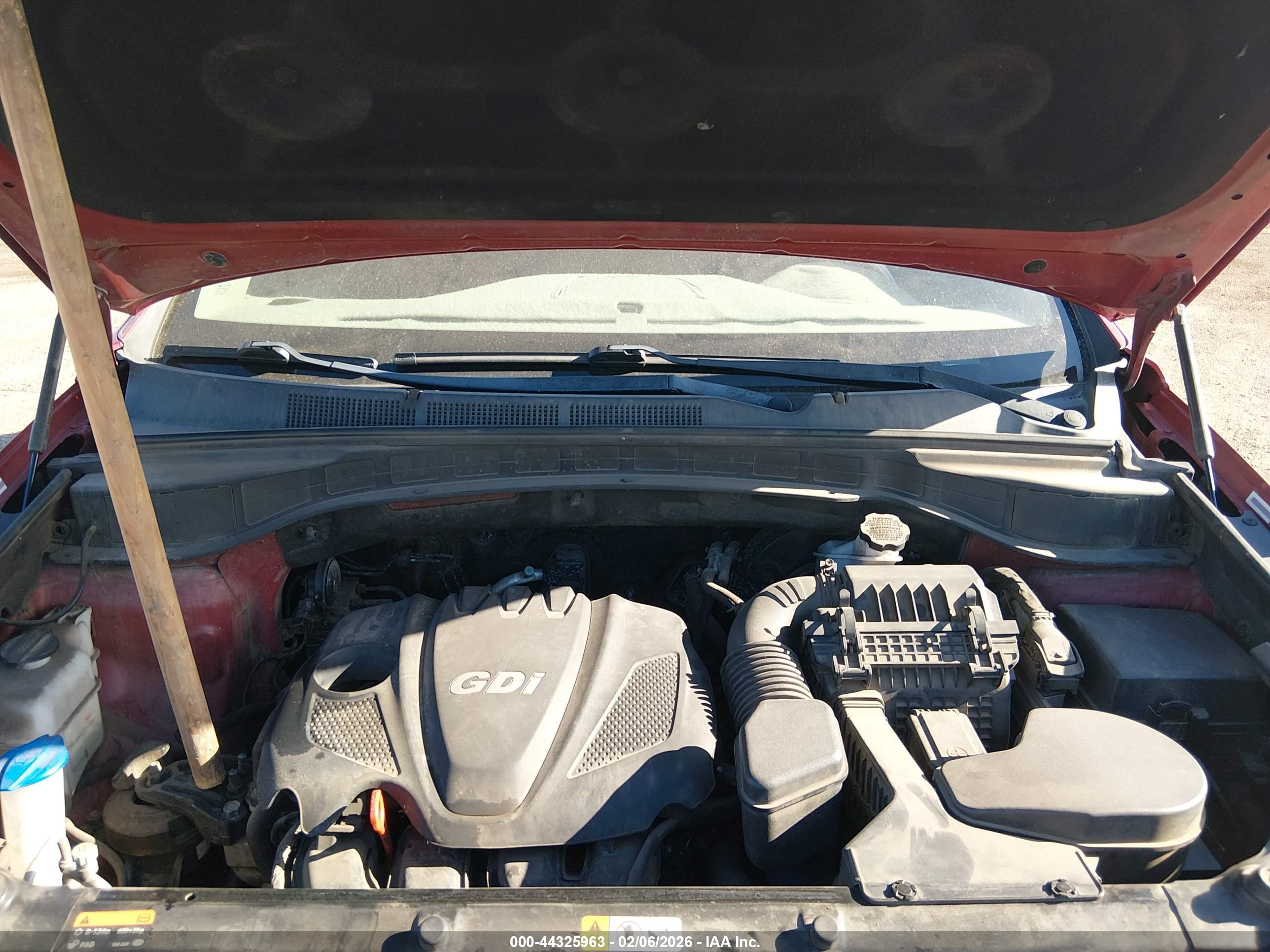 HYUNDAI SANTA image 10