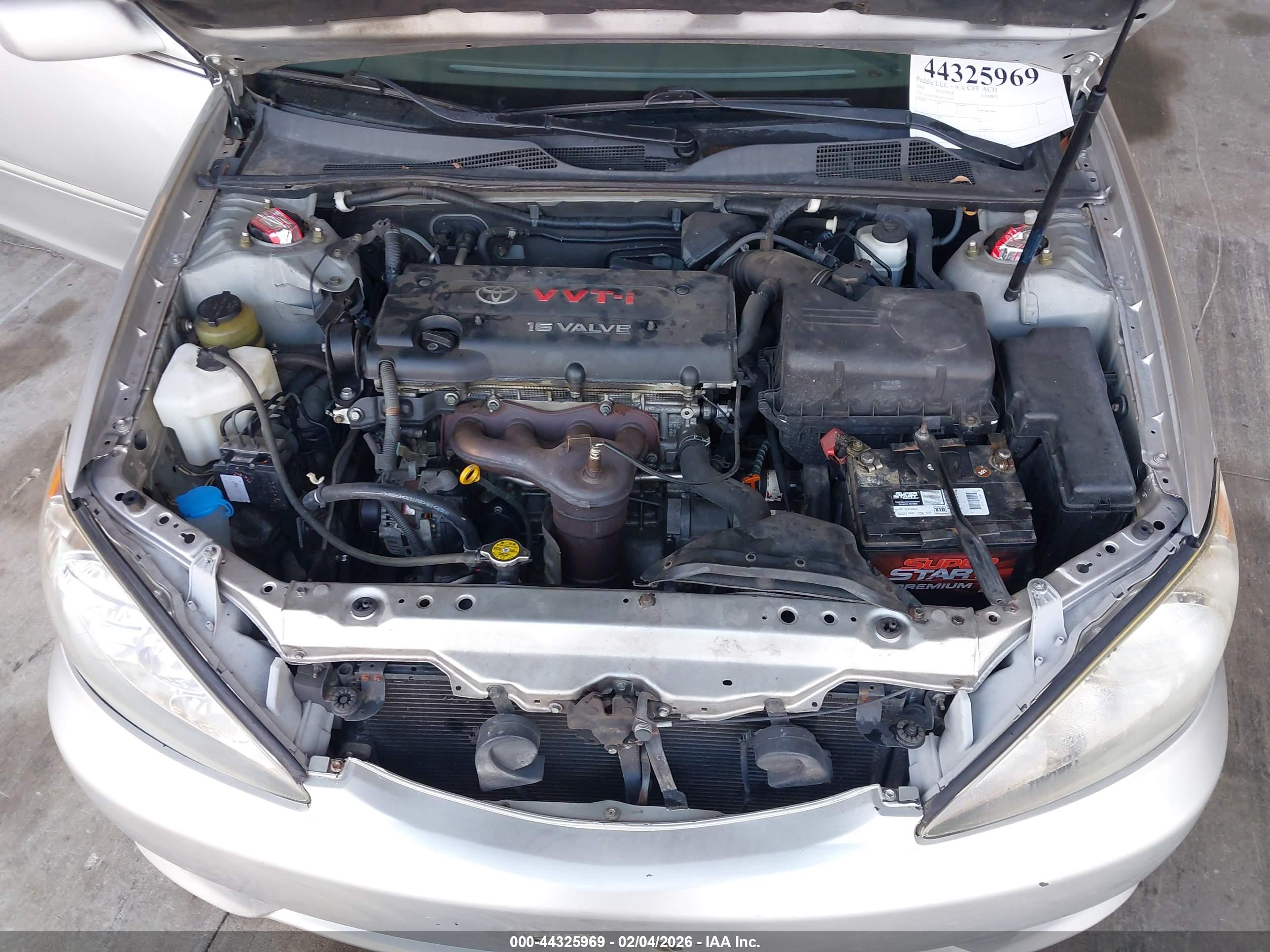 TOYOTA CAMRY image 10