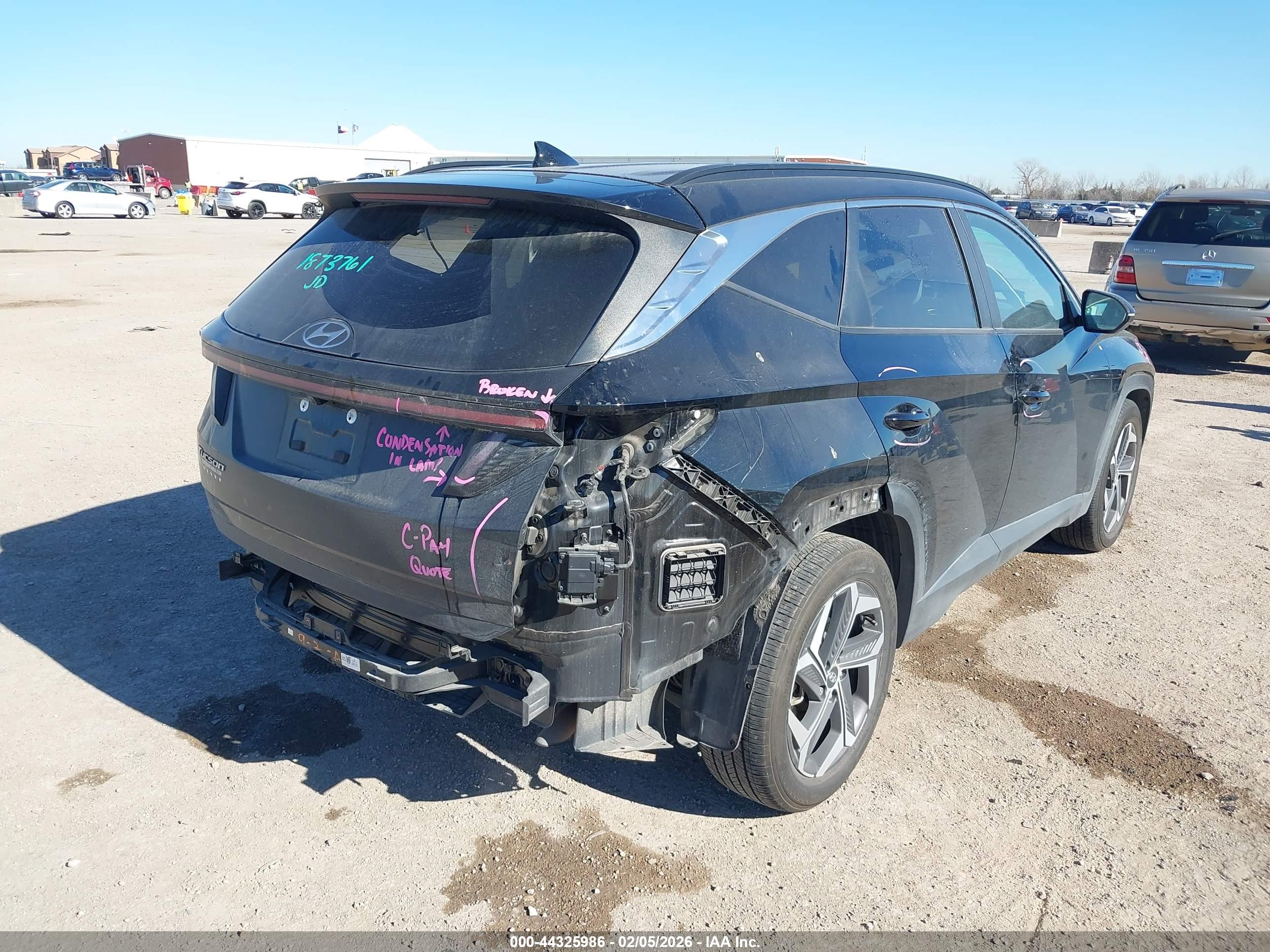 HYUNDAI TUCSON image 4