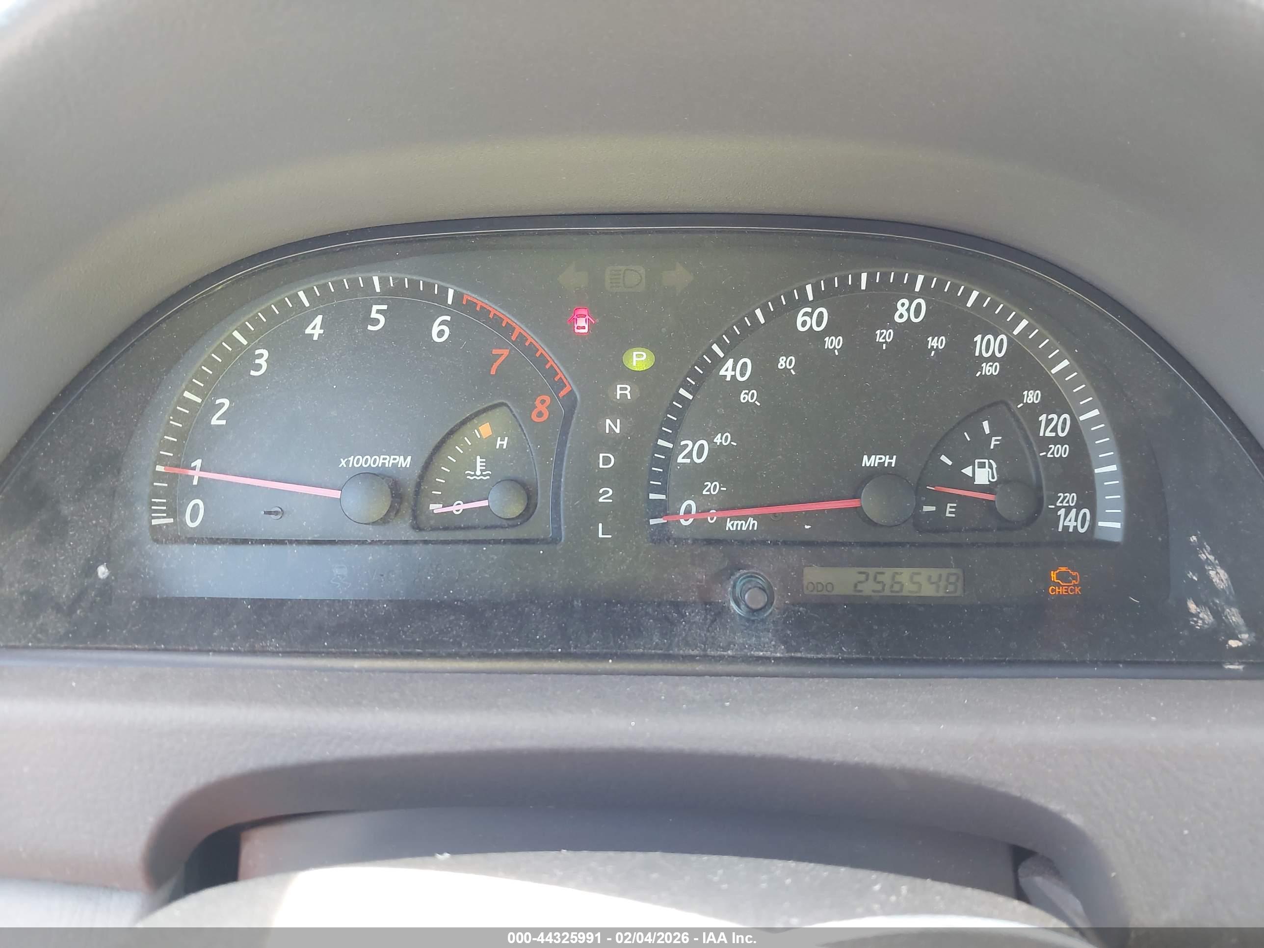 TOYOTA CAMRY image 7