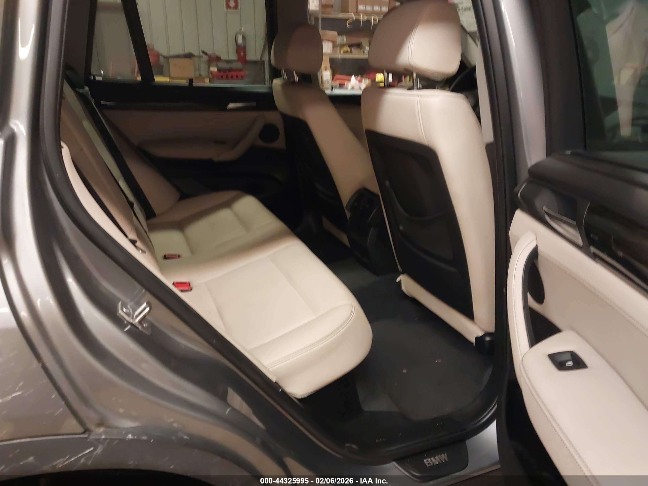 BMW X3 image 8