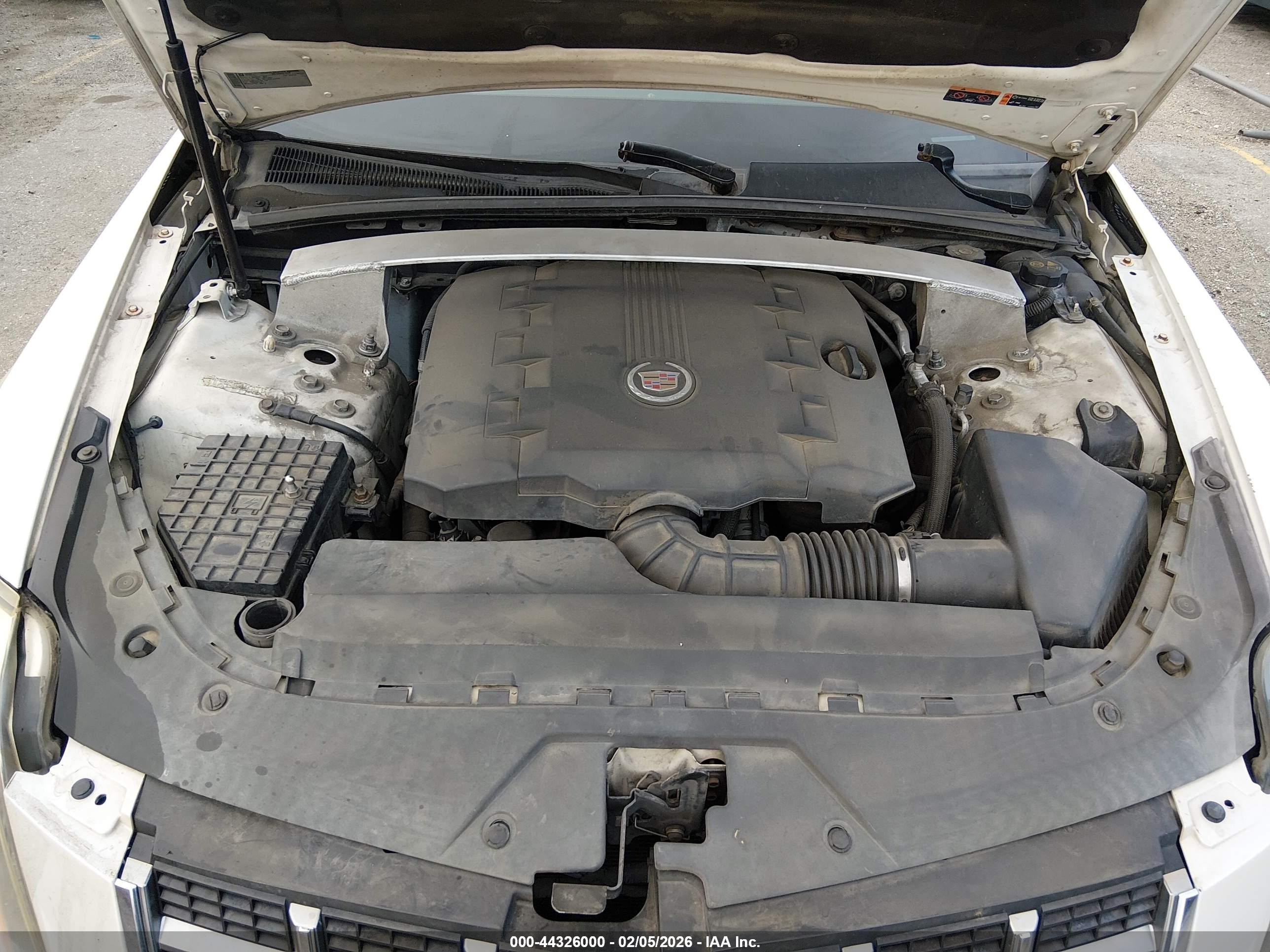 CADILLAC CTS image 10
