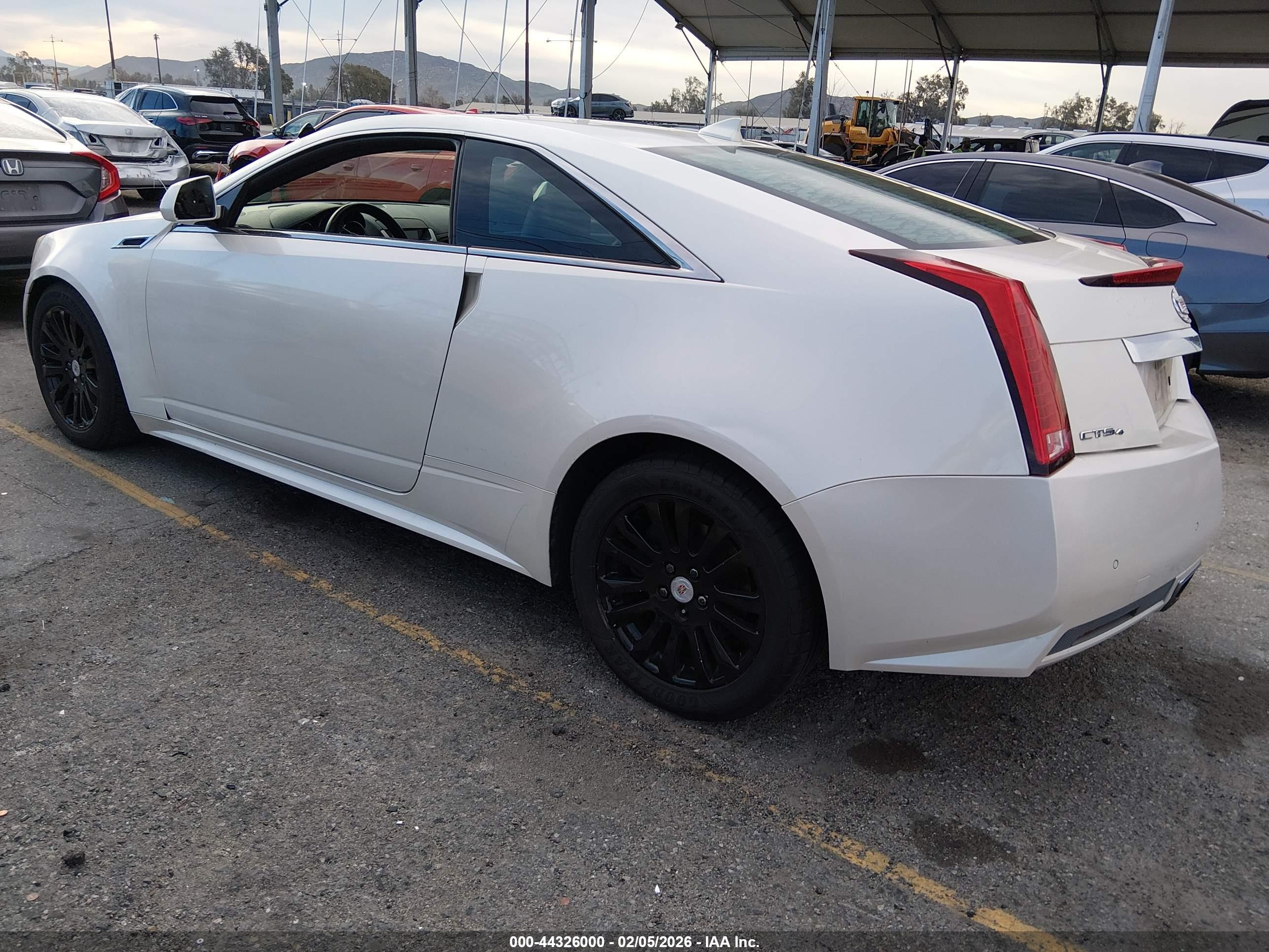 CADILLAC CTS image 3