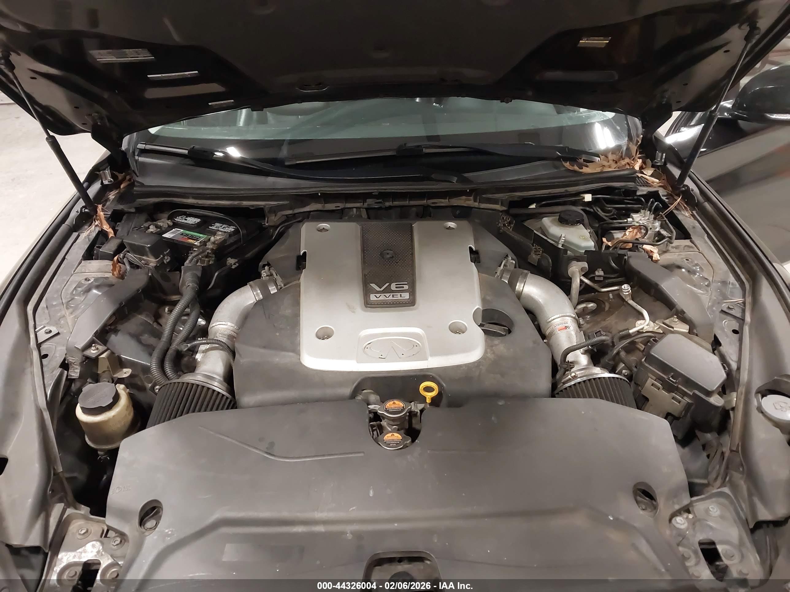 INFINITI Q50 image 10