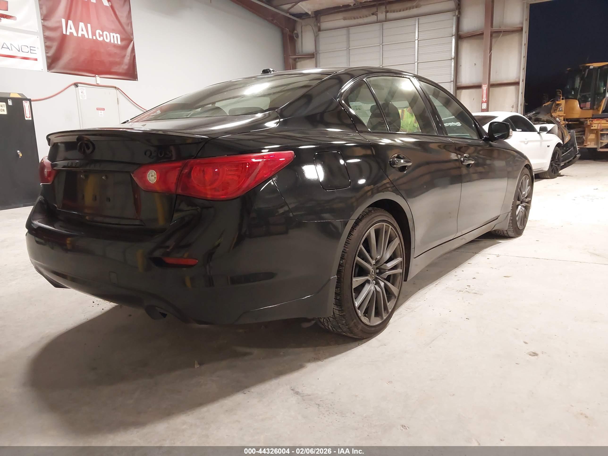 INFINITI Q50 image 4