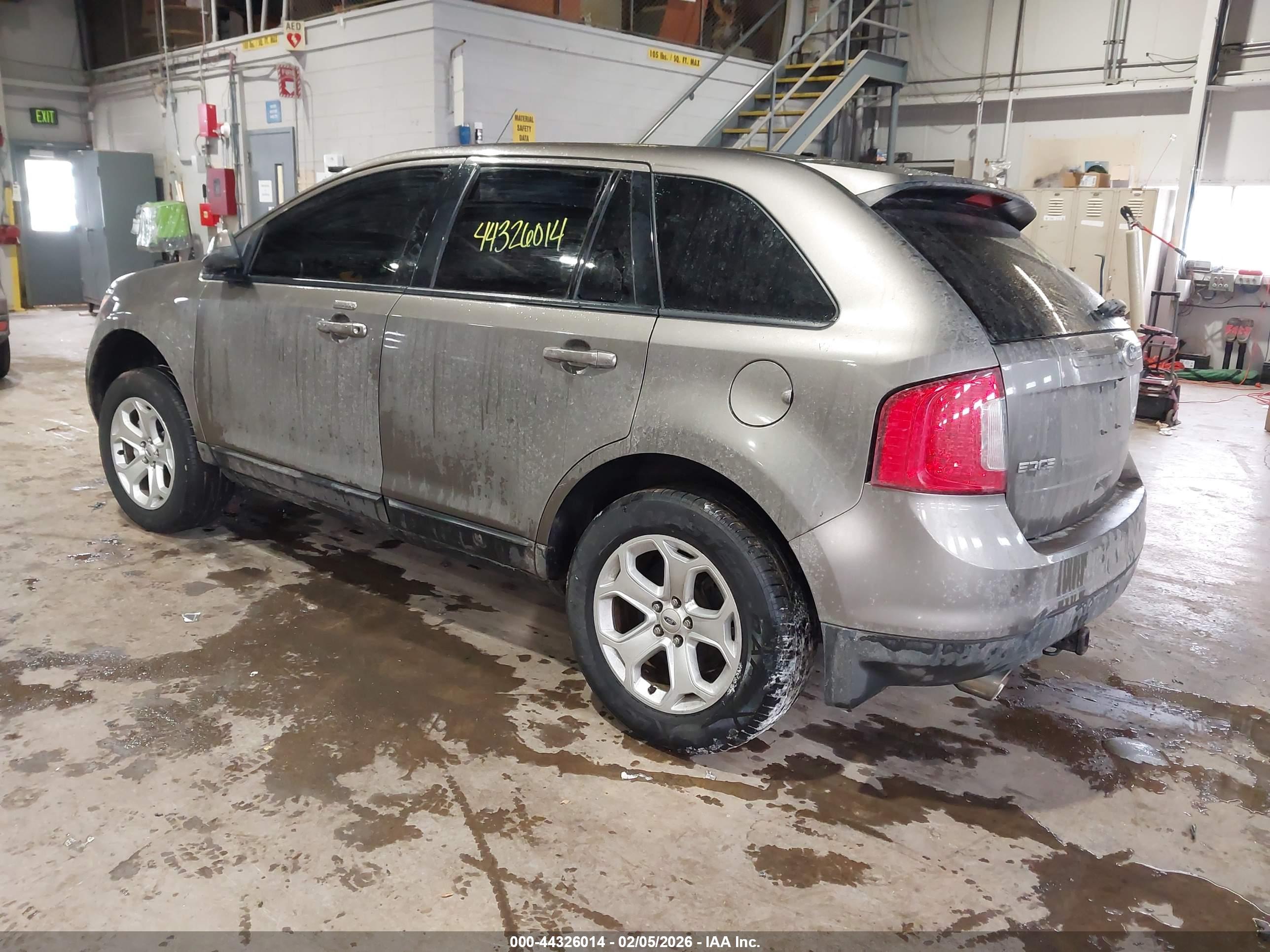 FORD EDGE image 3