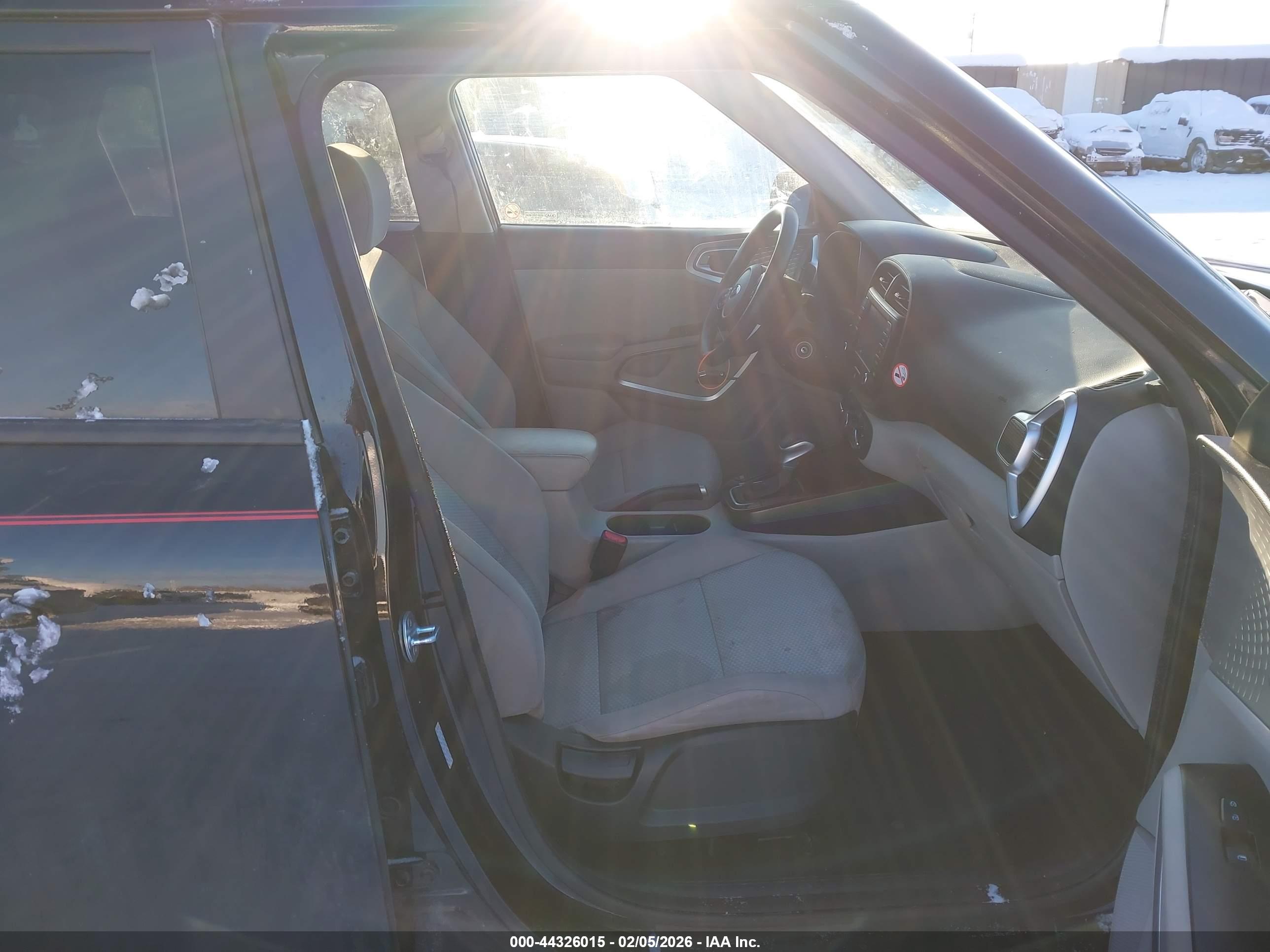 KIA SOUL image 5