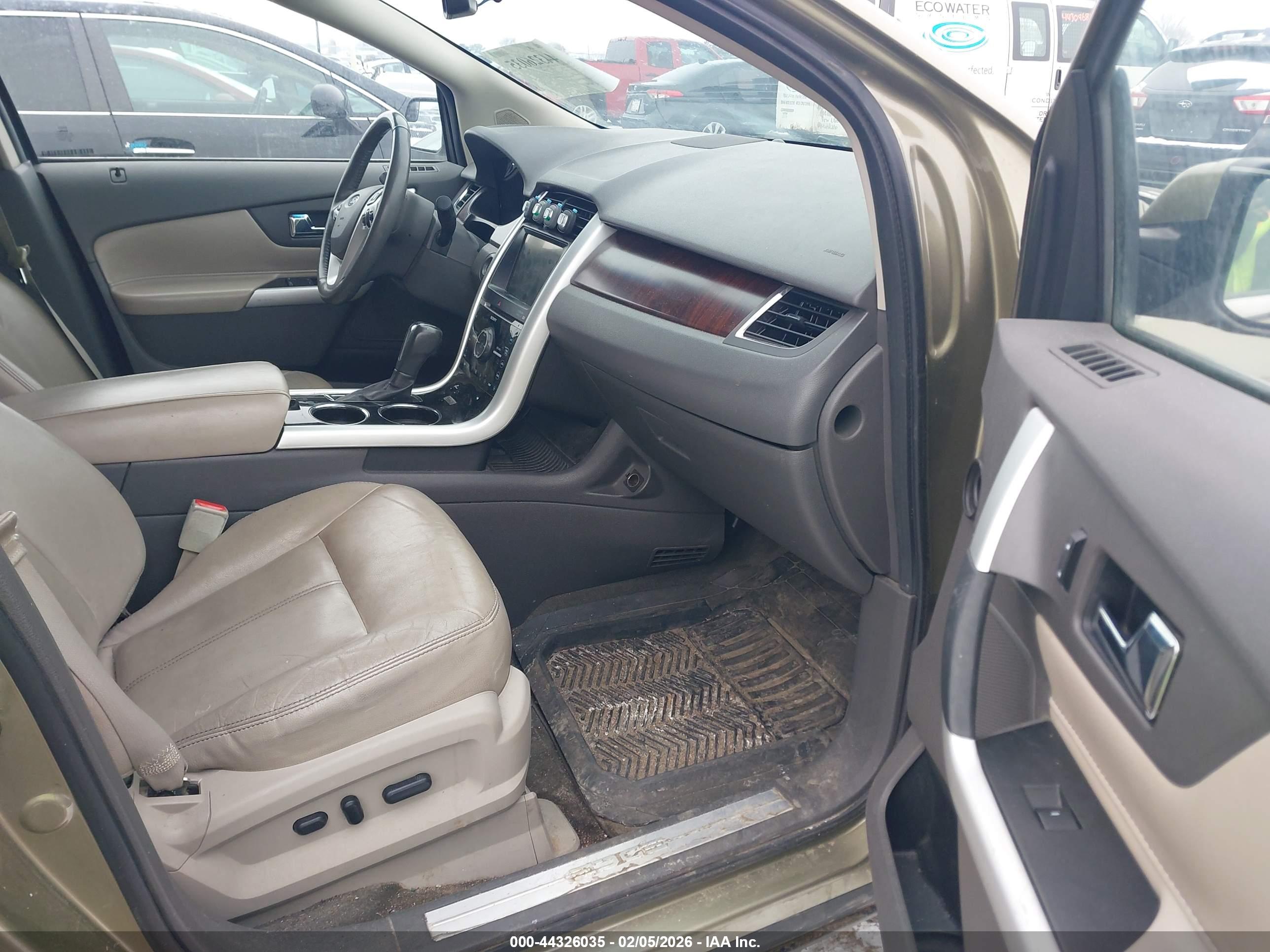 FORD EDGE image 5