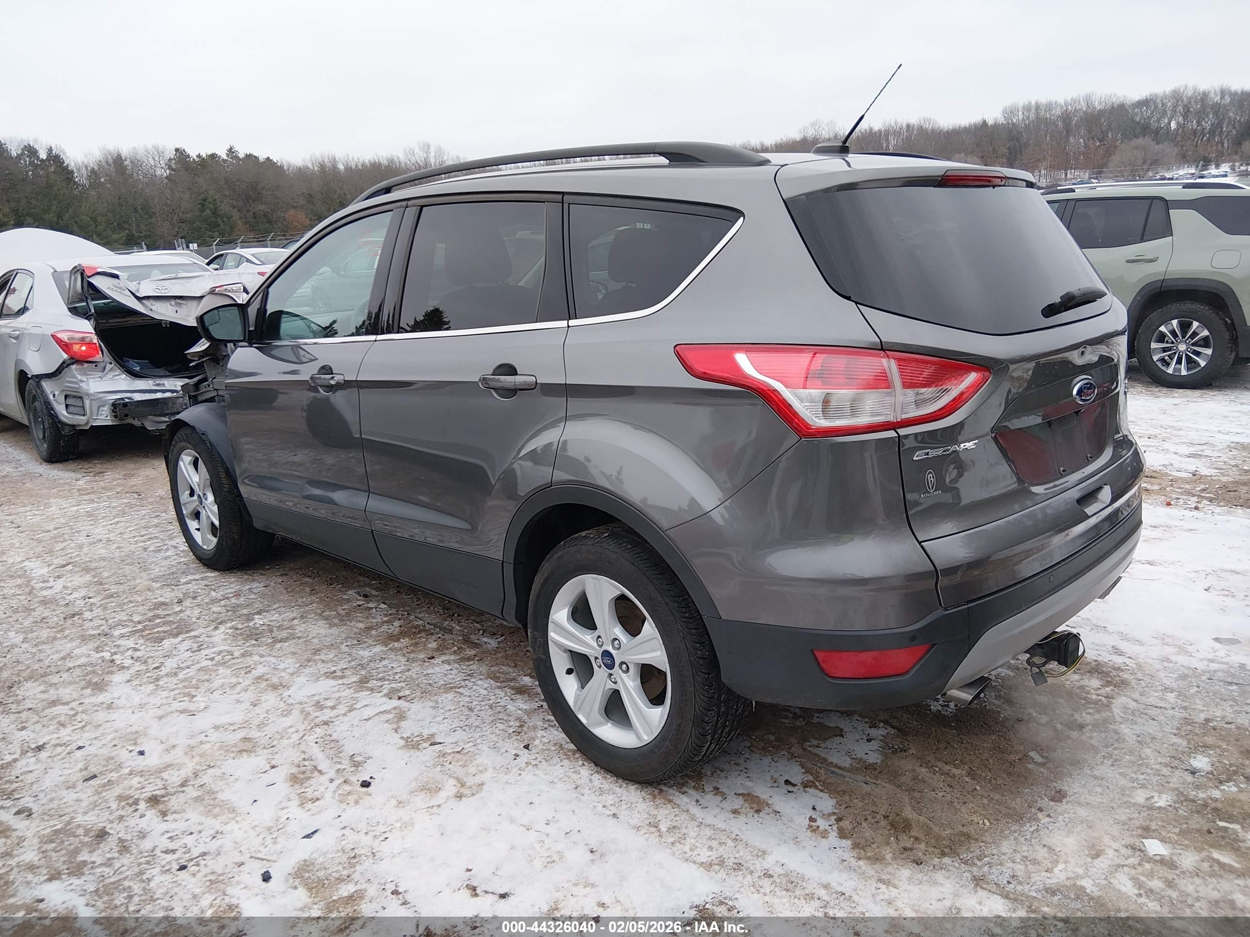 FORD ESCAPE image 3