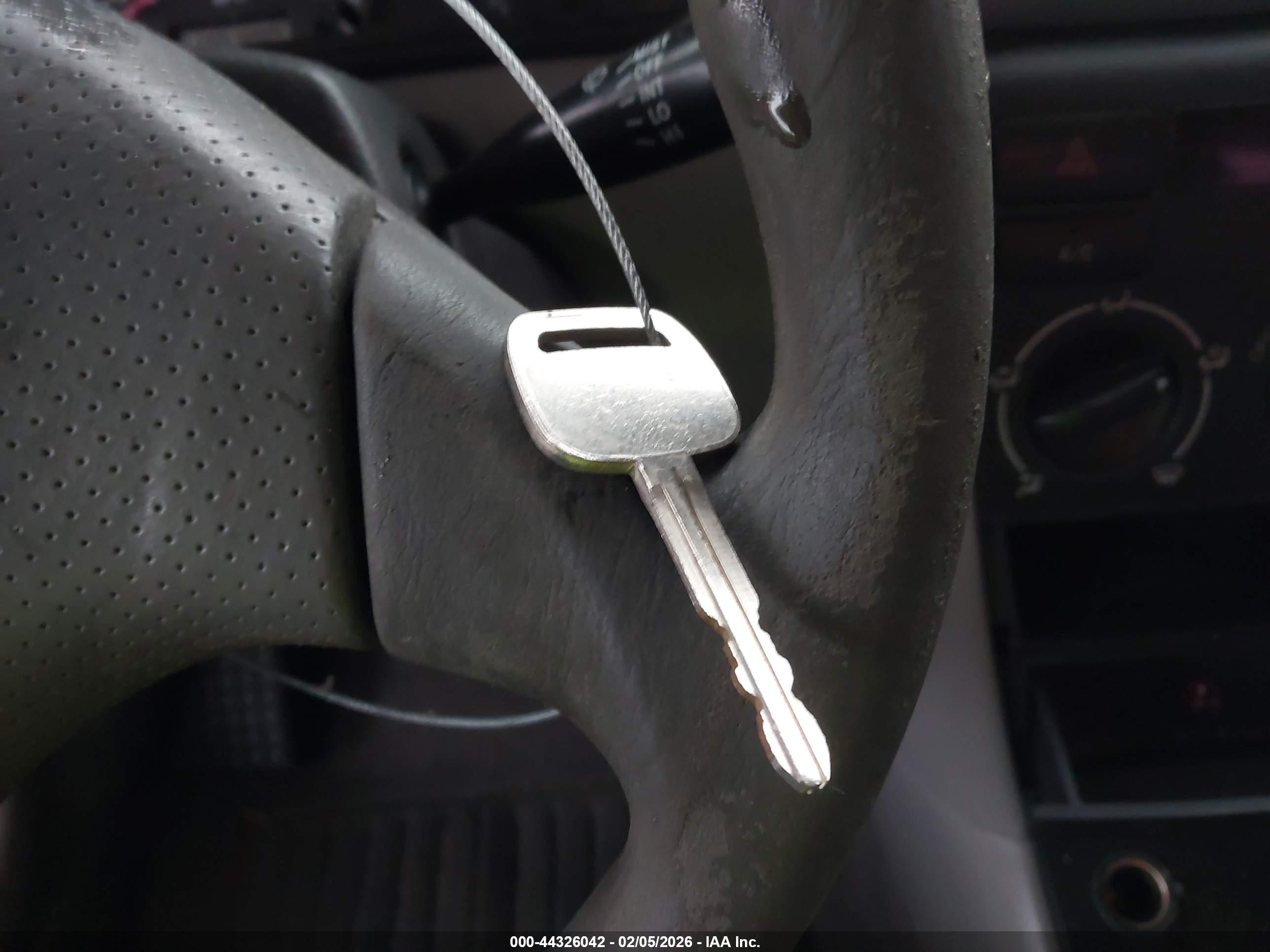 TOYOTA COROLLA image 11