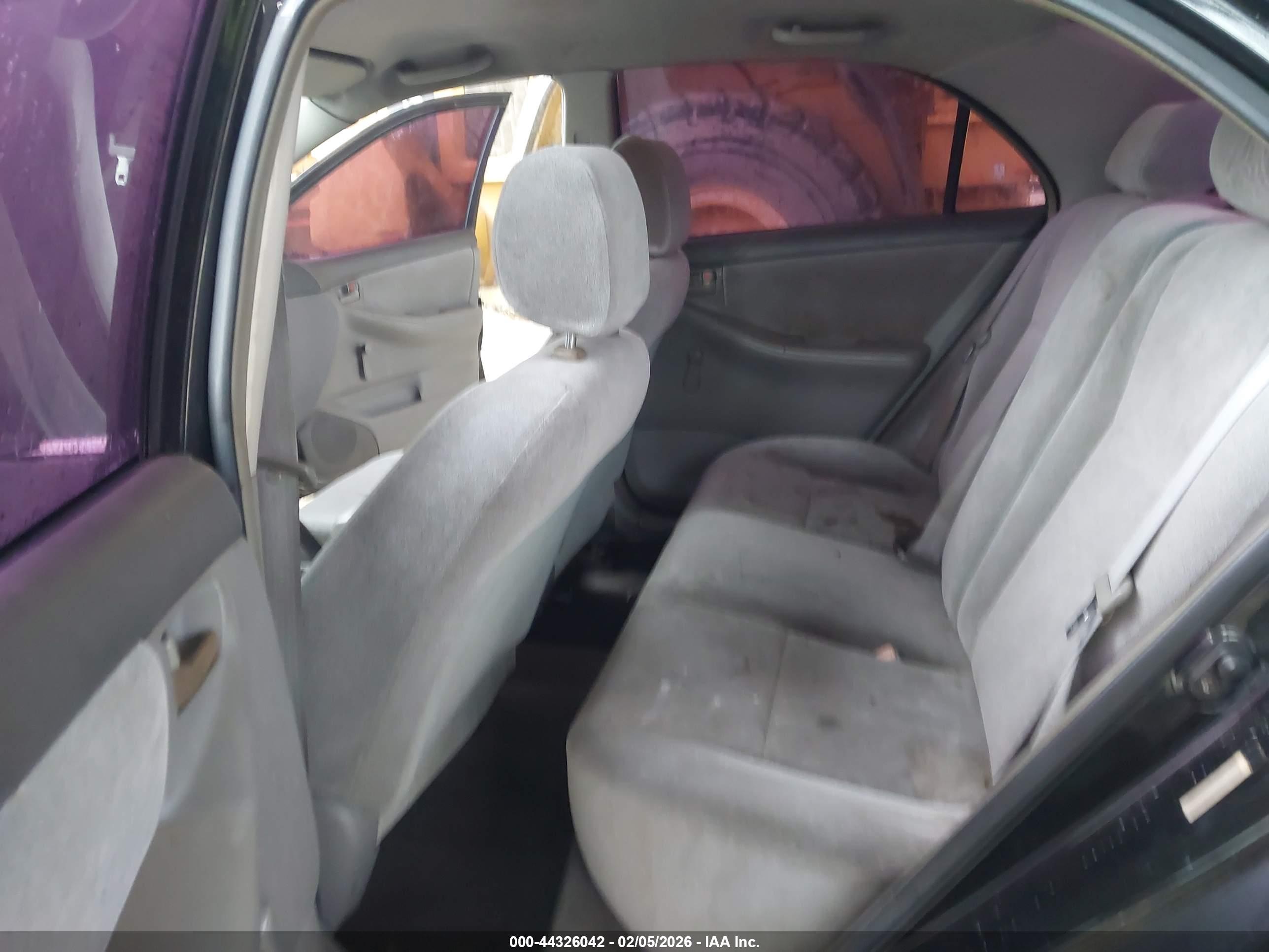 TOYOTA COROLLA image 8
