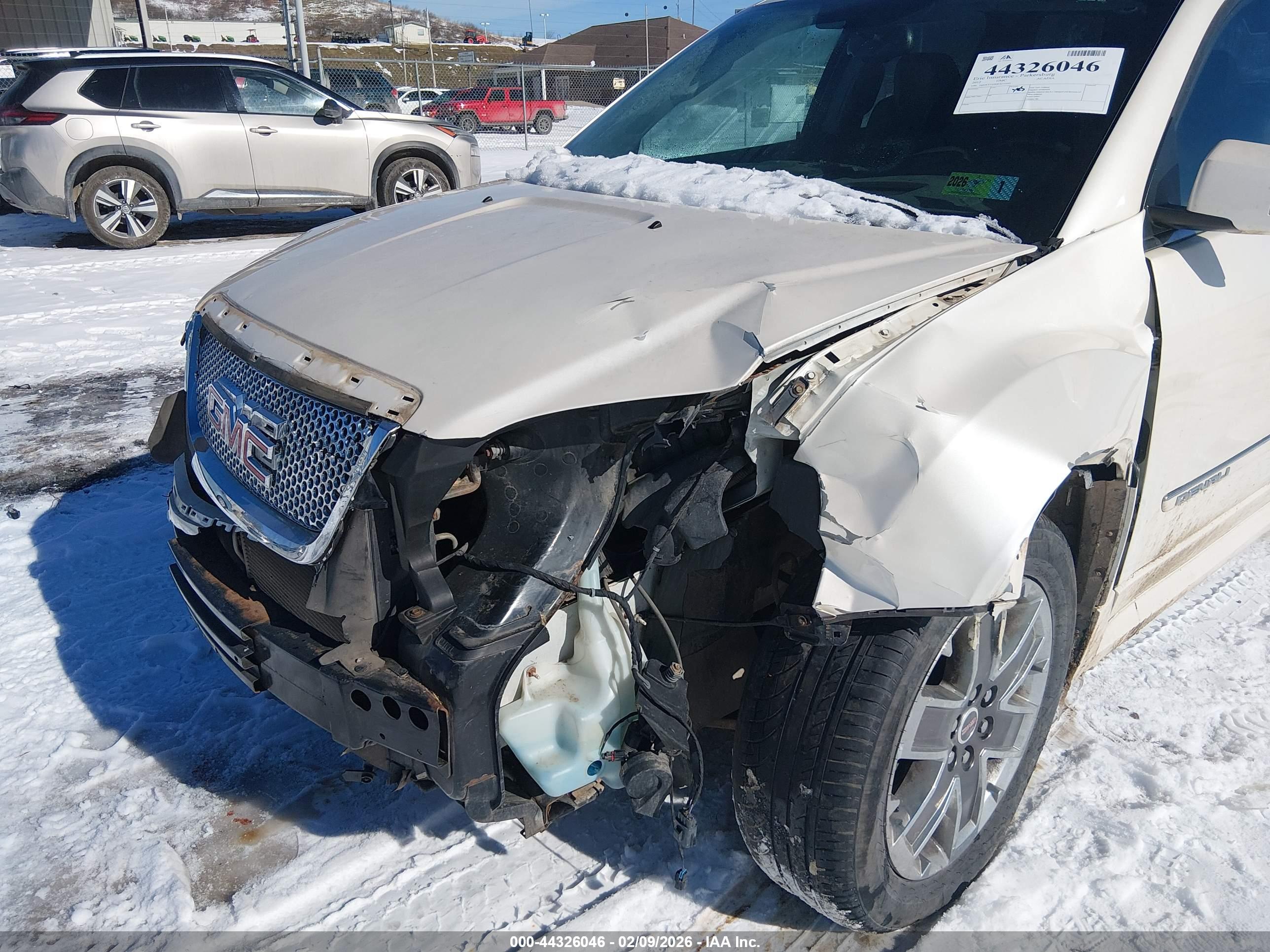 GMC ACADIA image 6