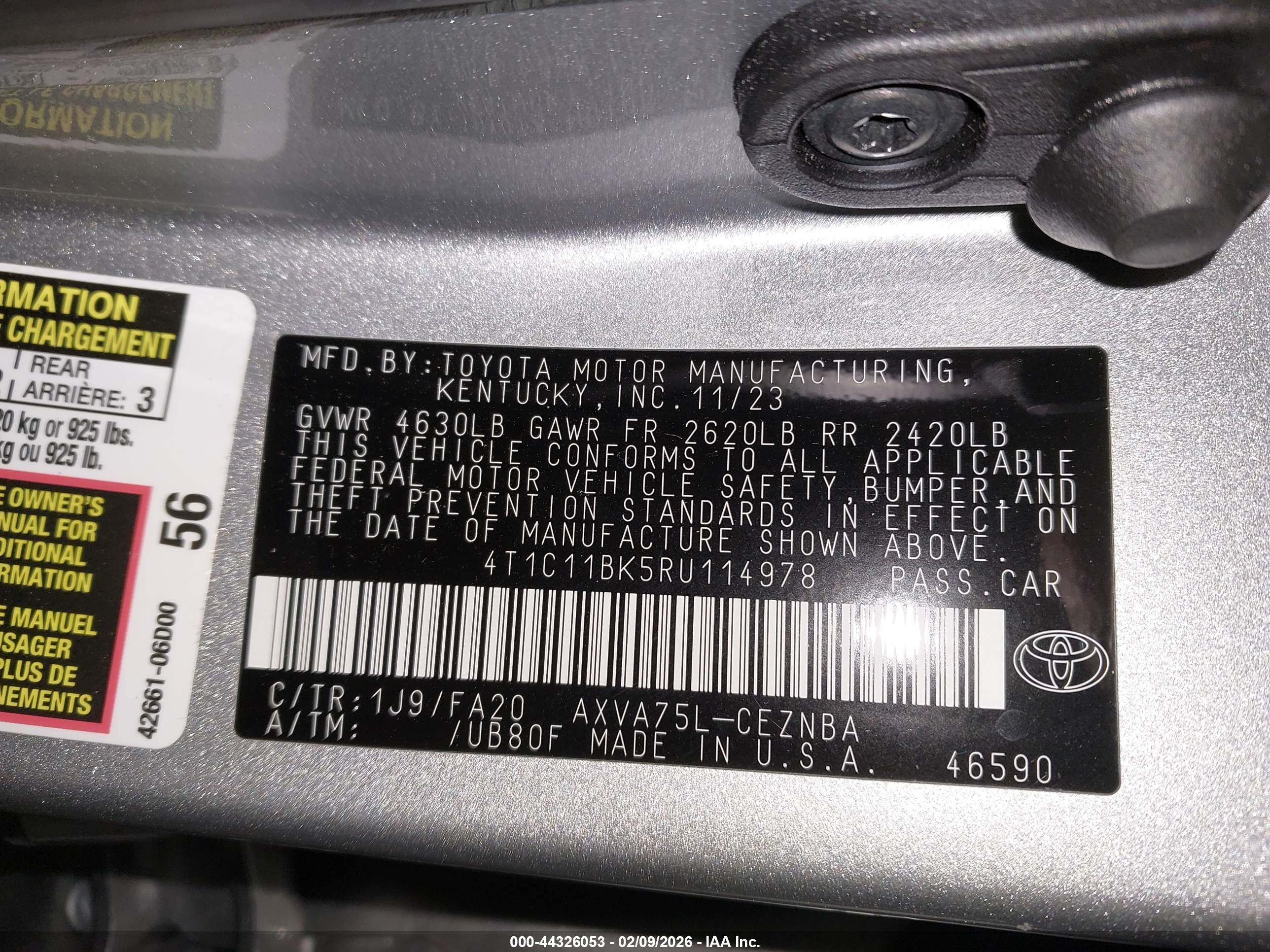 TOYOTA CAMRY image 9