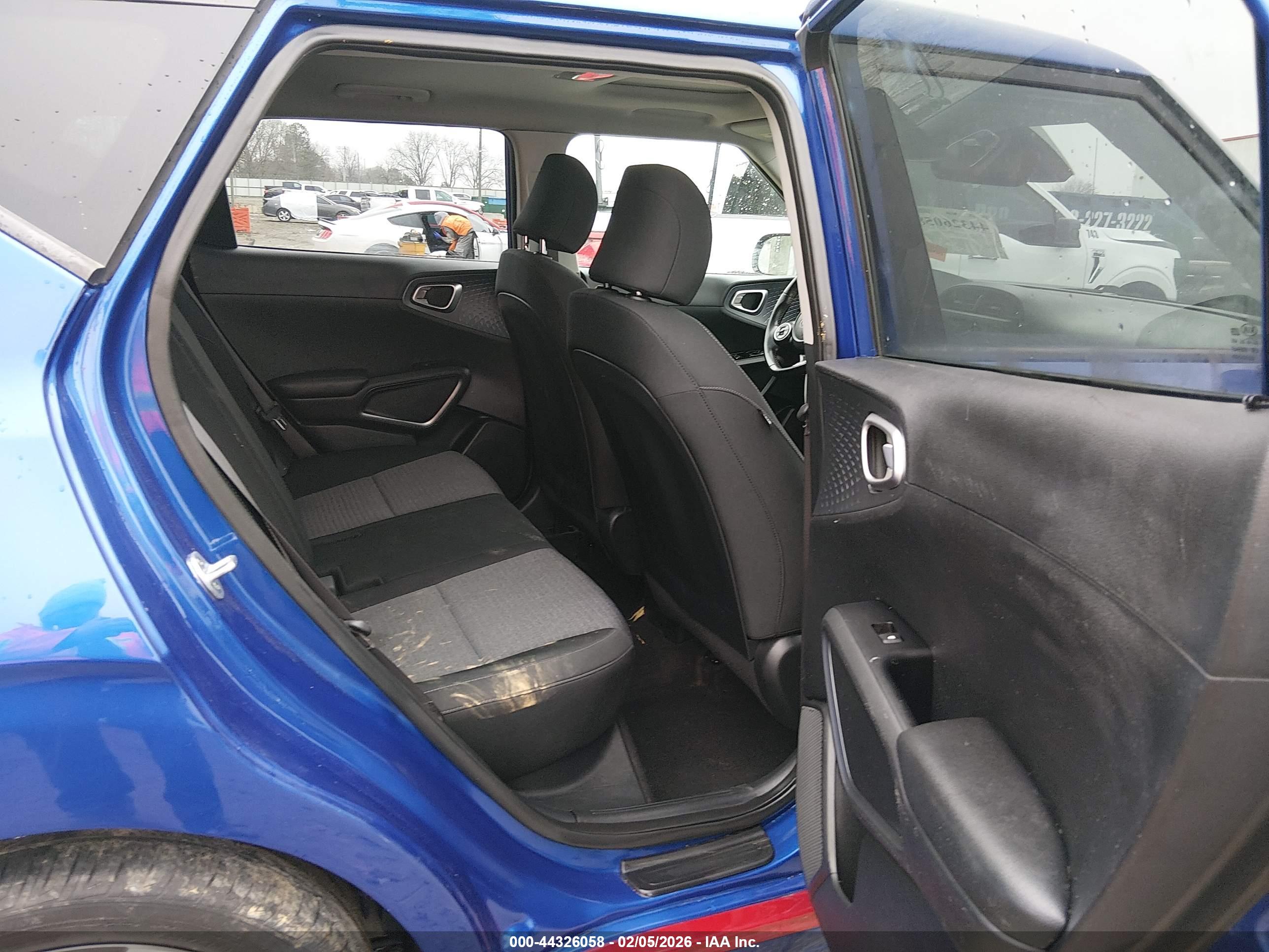 KIA SOUL image 8