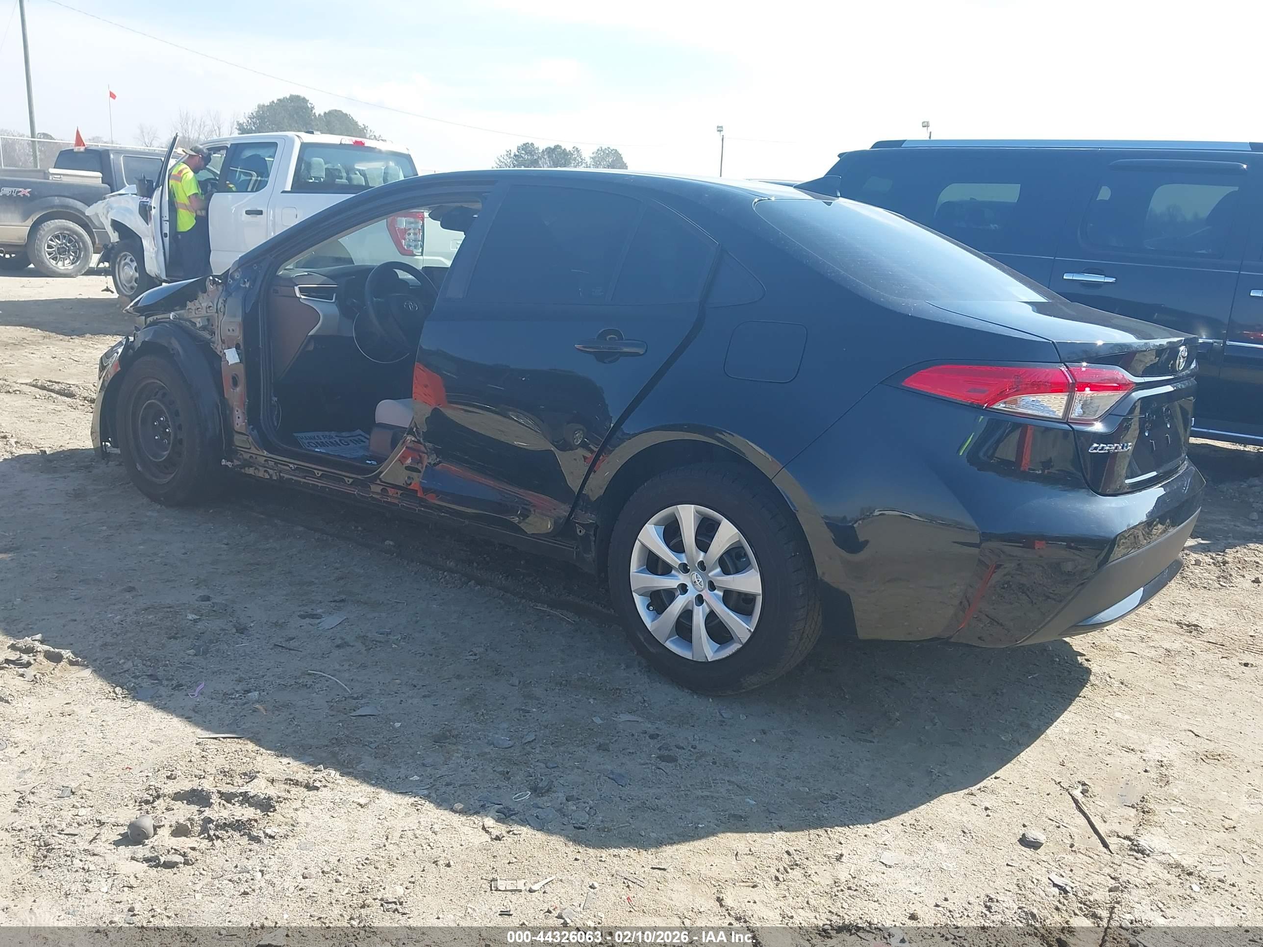 TOYOTA COROLLA image 3