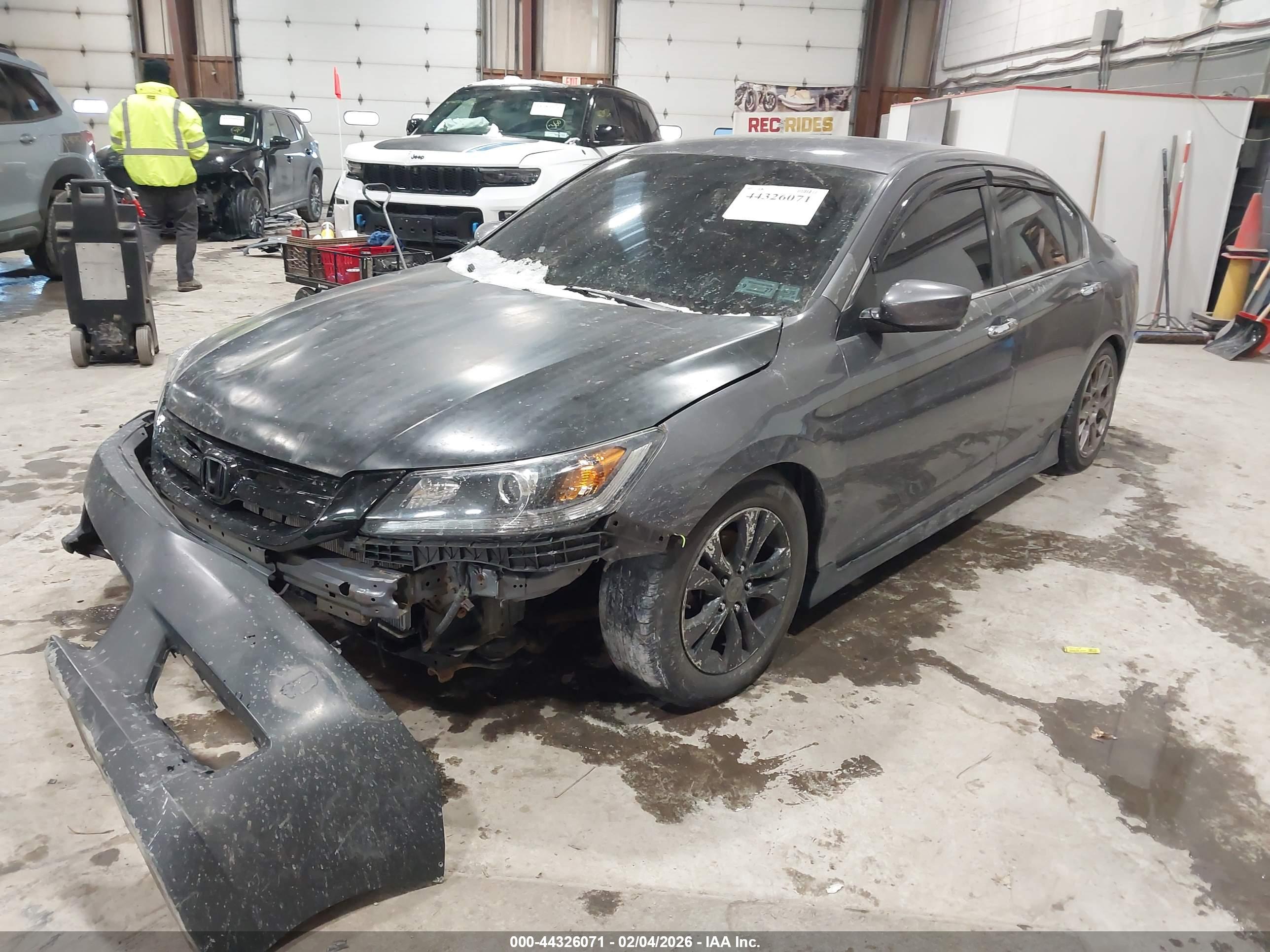 HONDA ACCORD image 2
