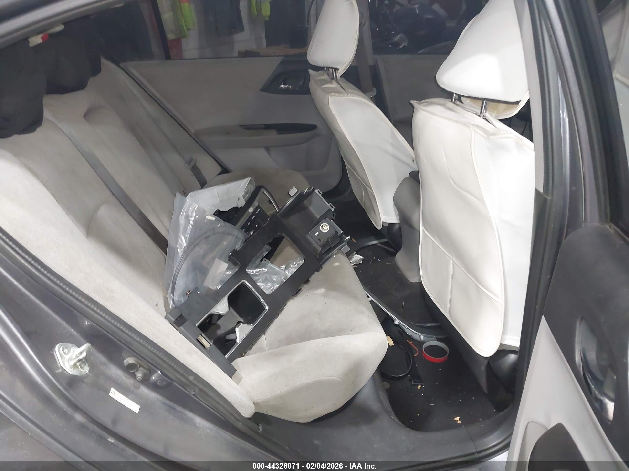 HONDA ACCORD image 8
