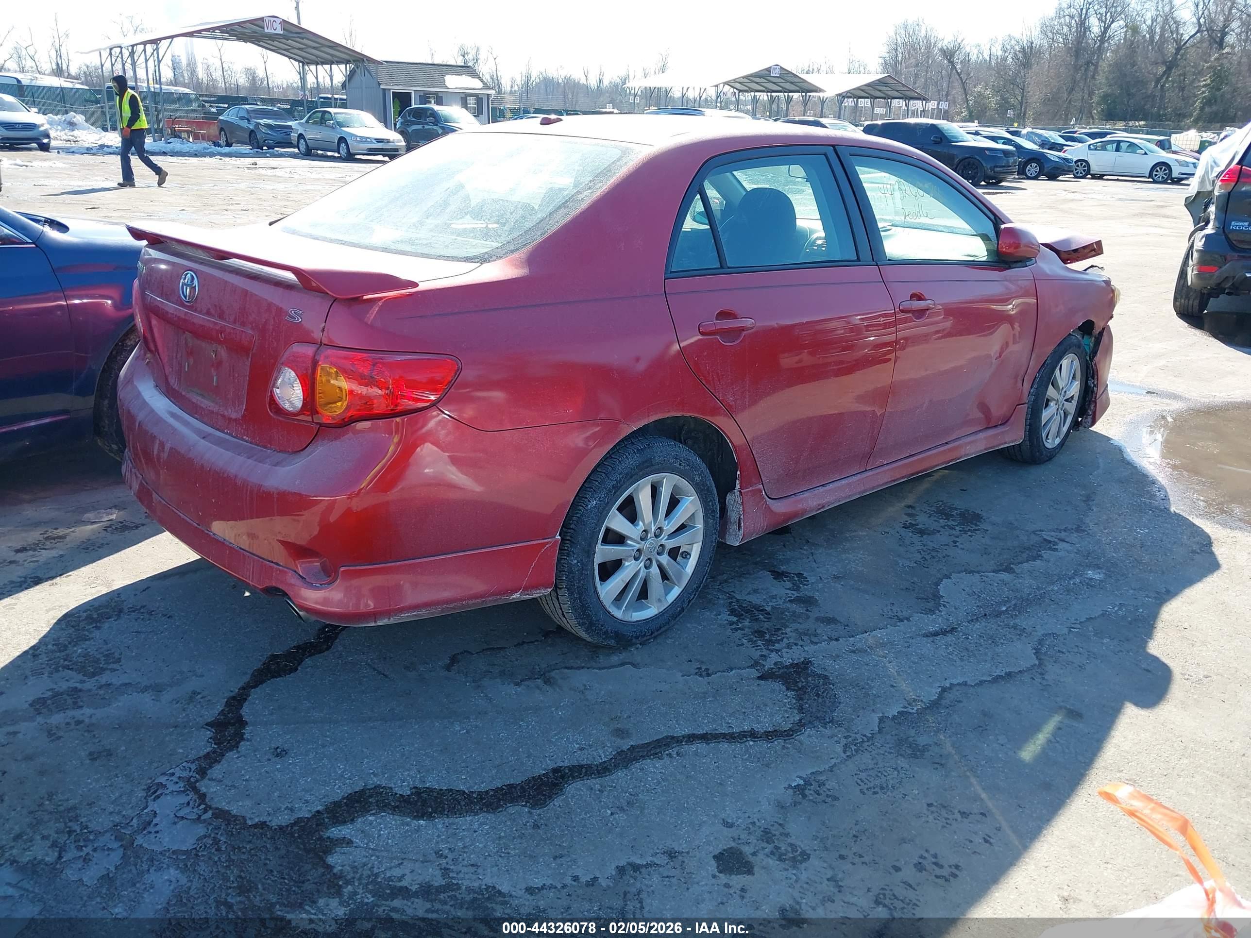 TOYOTA COROLLA image 4