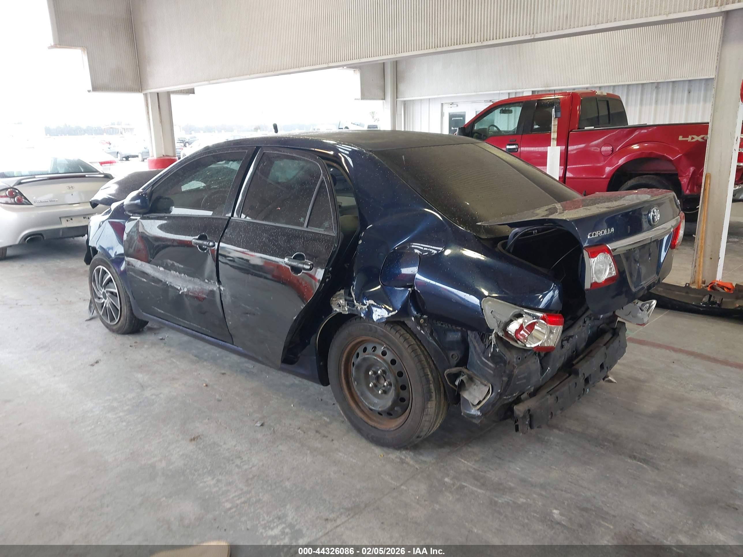 TOYOTA COROLLA image 3