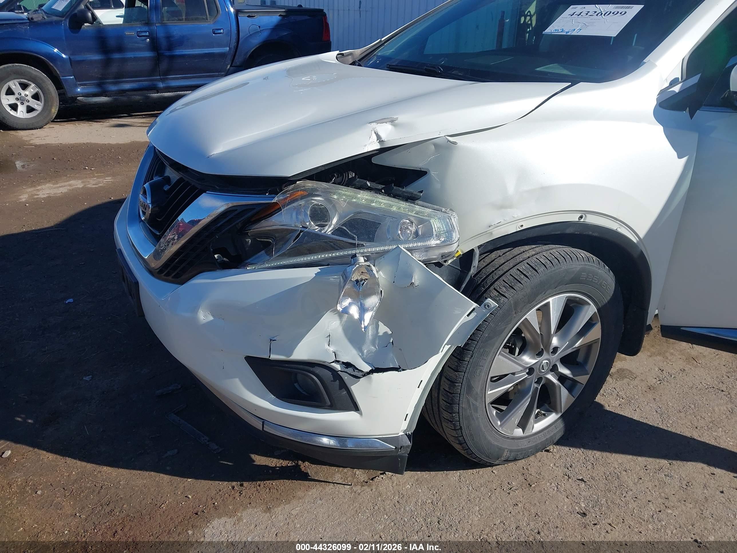NISSAN MURANO image 6