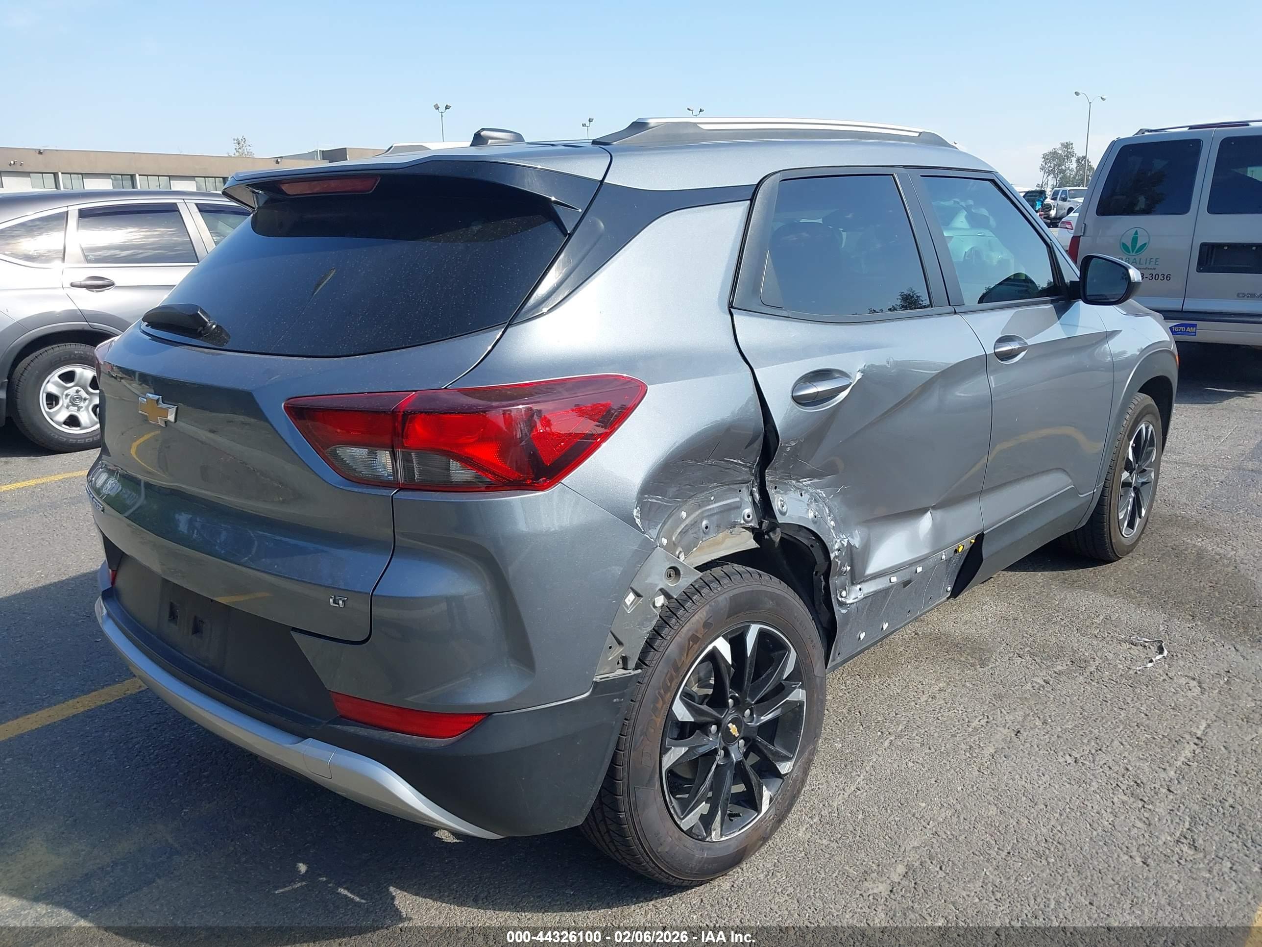 CHEVROLET TRAILBLAZER image 4
