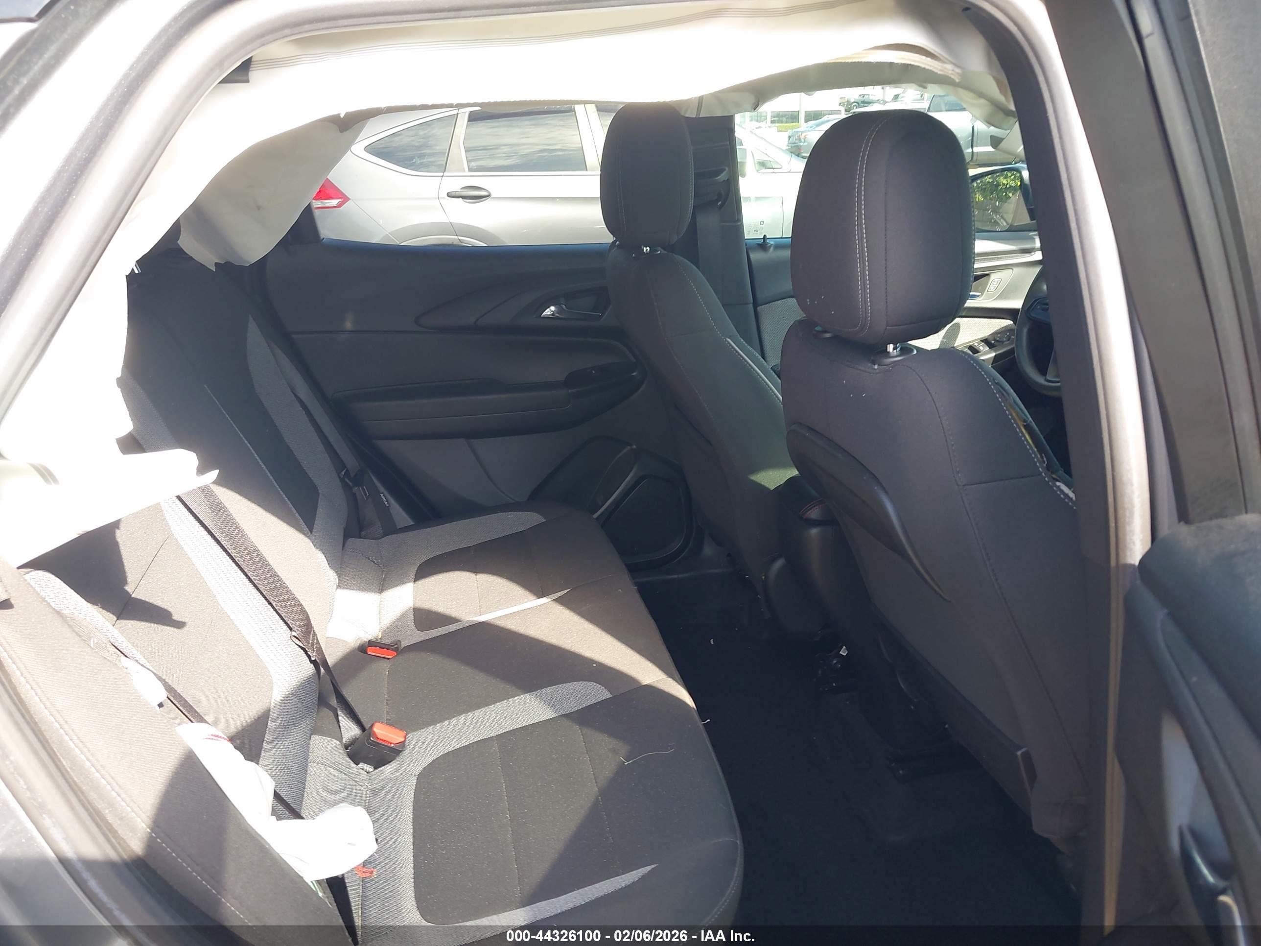 CHEVROLET TRAILBLAZER image 8
