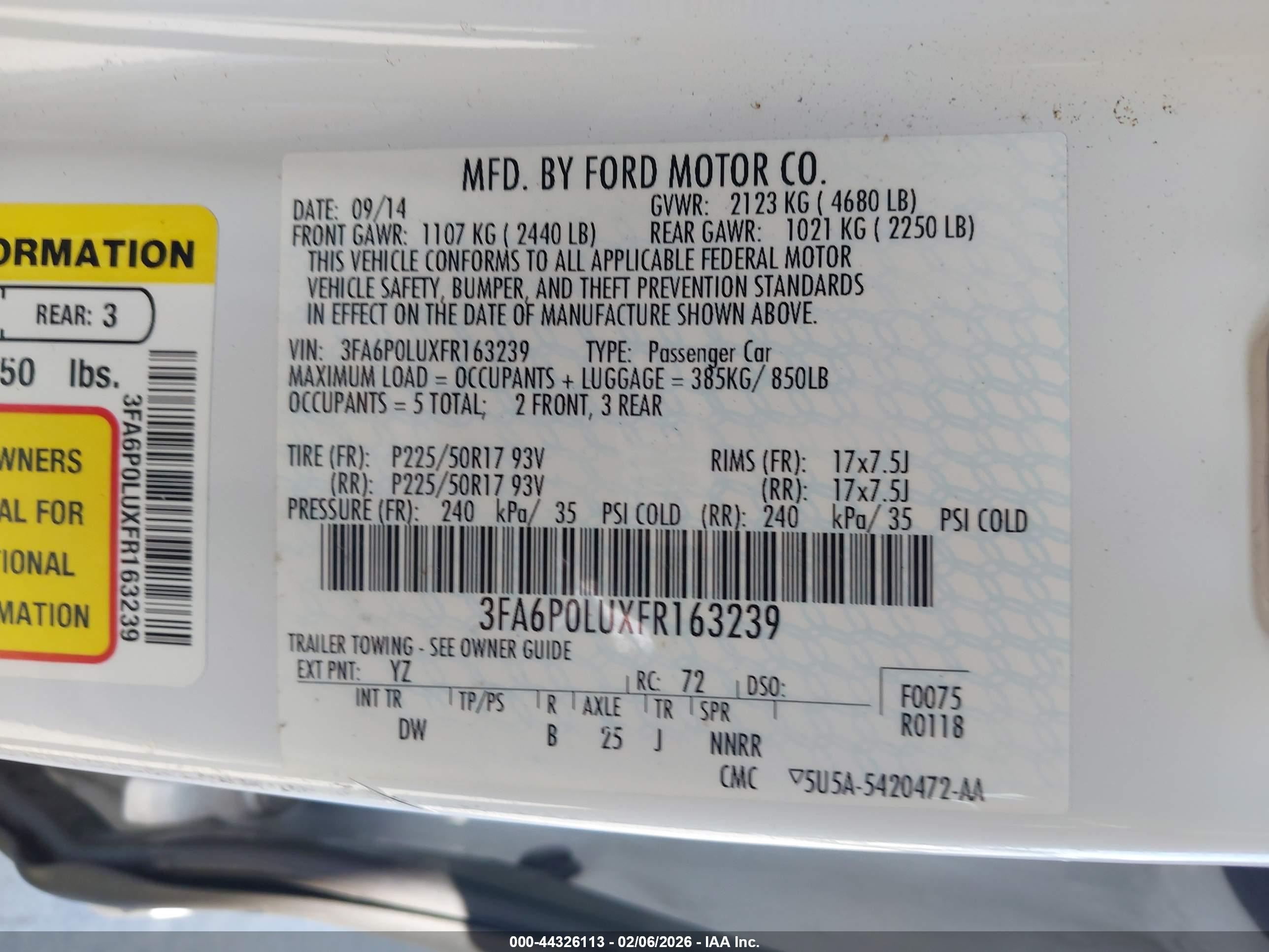 FORD FUSION image 9