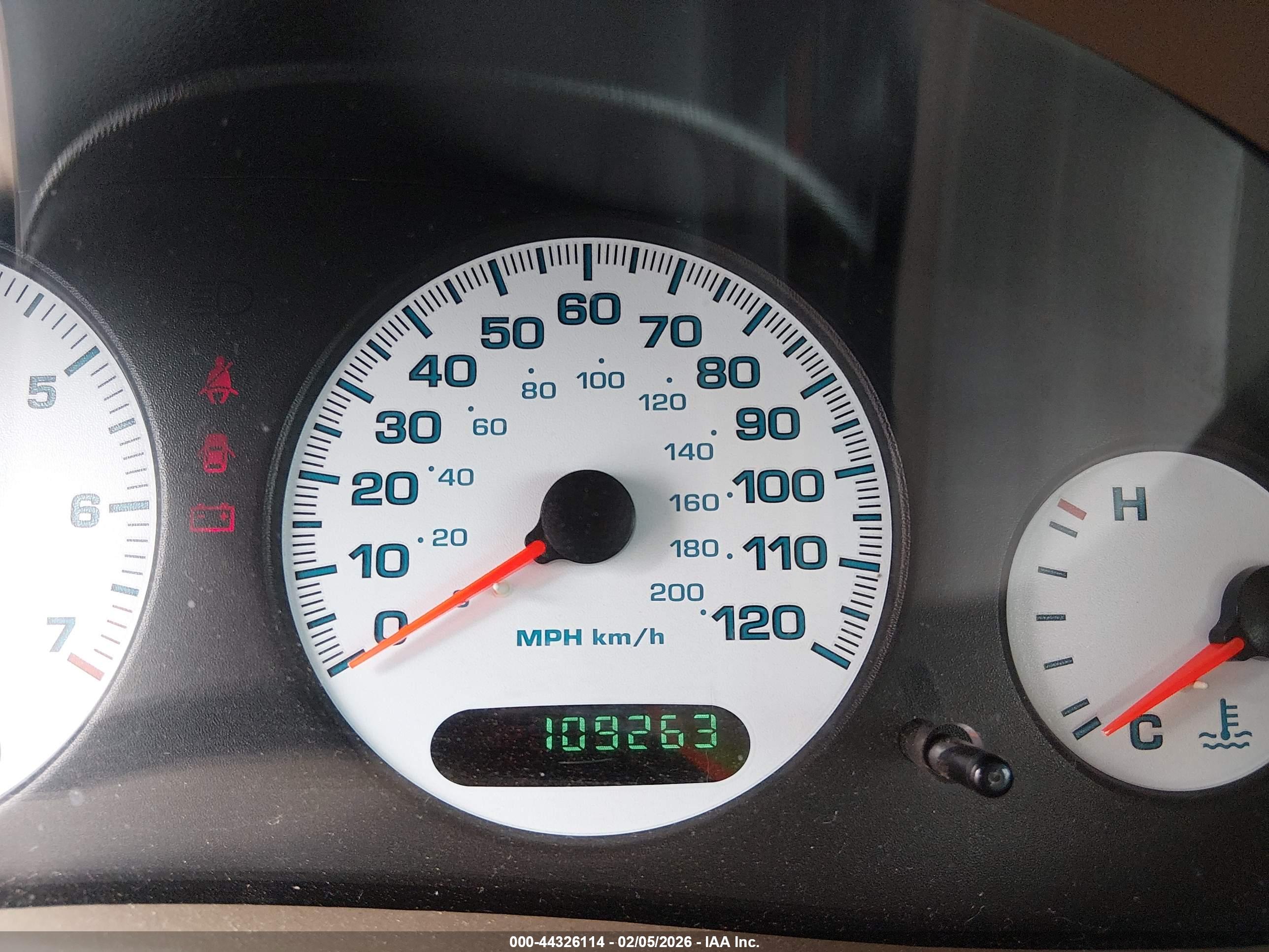 DODGE INTREPID image 7