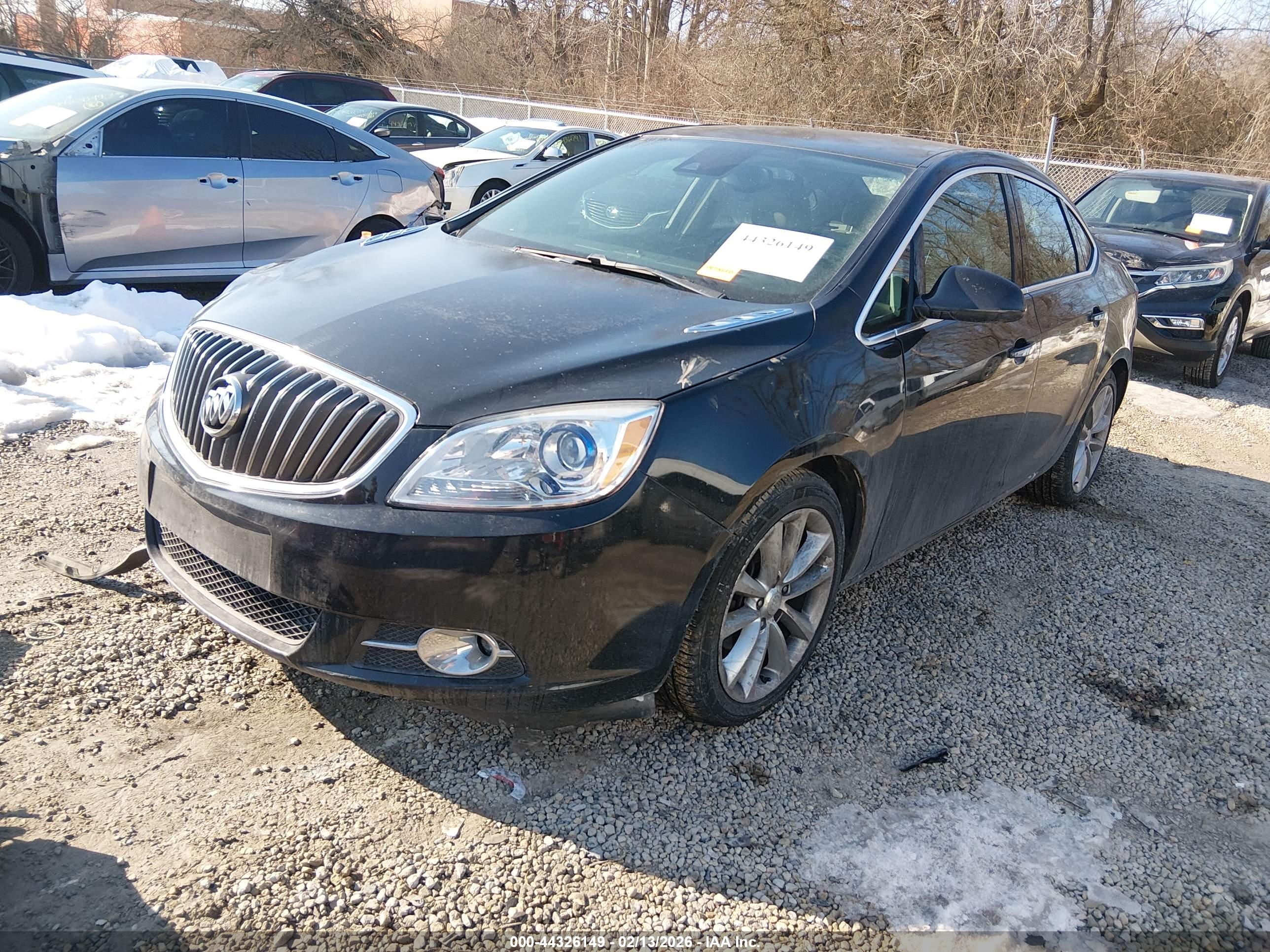 BUICK VERANO image 2